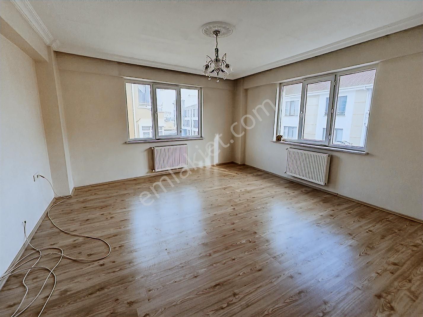 Kristal Unity'den Çamlıca Mahallesin'de Kiralık 3+1 Daire - Görsel 22