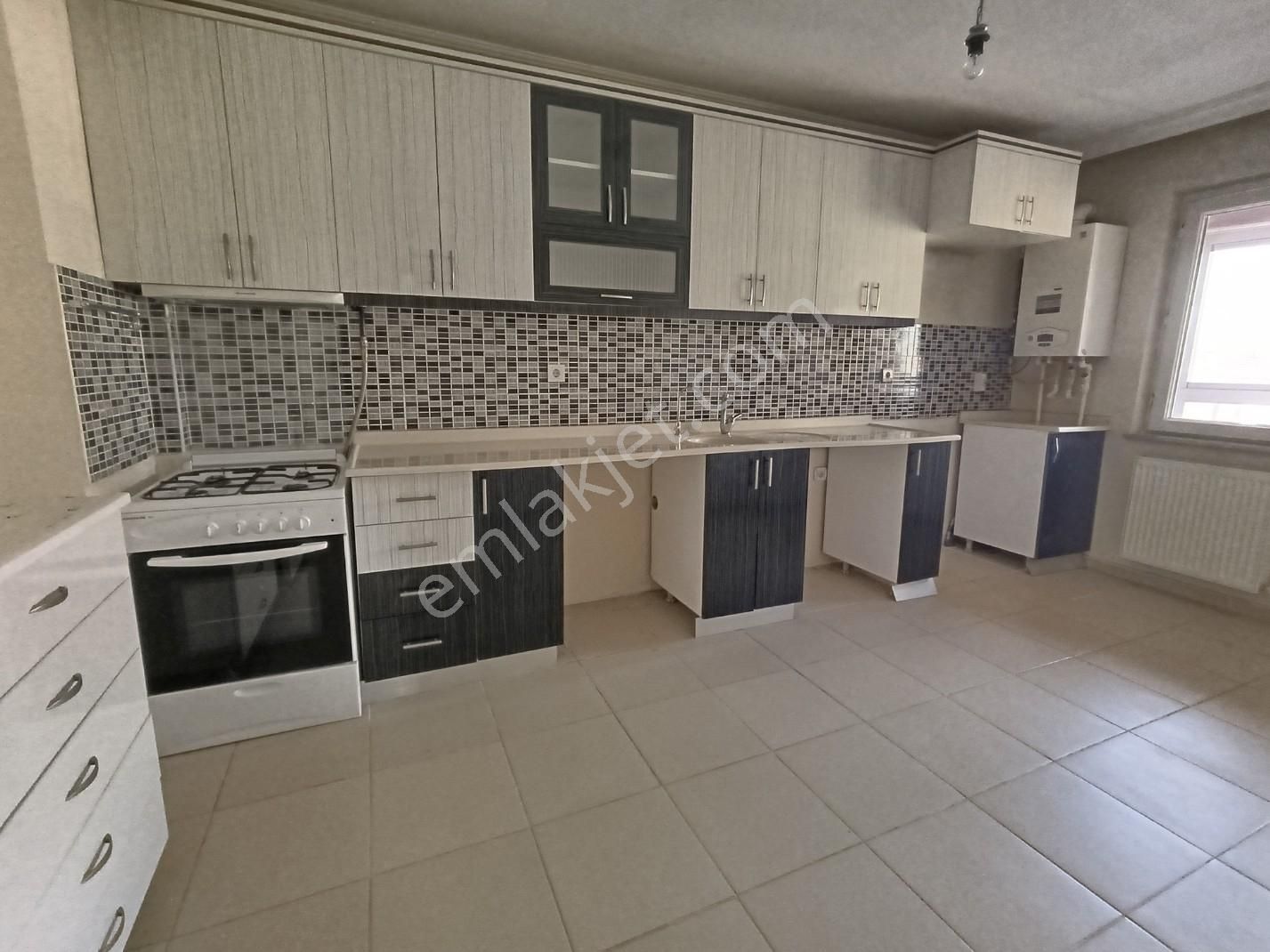 Kristal Unity'den Çamlıca Mahallesin'de Kiralık 3+1 Daire - Görsel 4