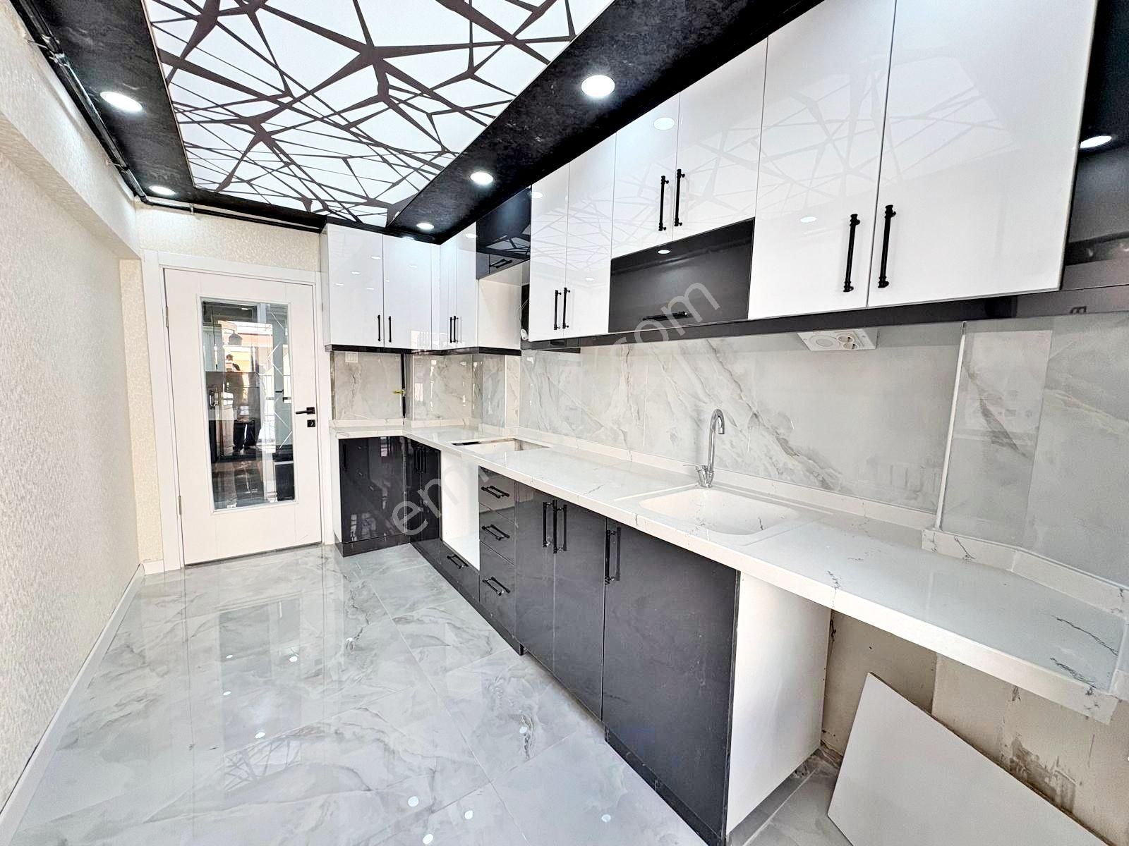 Veranka'dan Etlikde Ful Ultra Lüx Yapılı Katta 3+1 Satılık Daire - Görsel 5