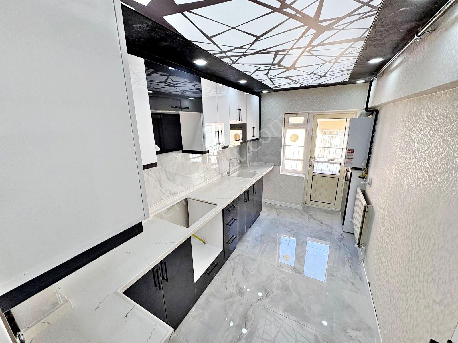 Veranka'dan Etlikde Ful Ultra Lüx Yapılı Katta 3+1 Satılık Daire - Görsel 6