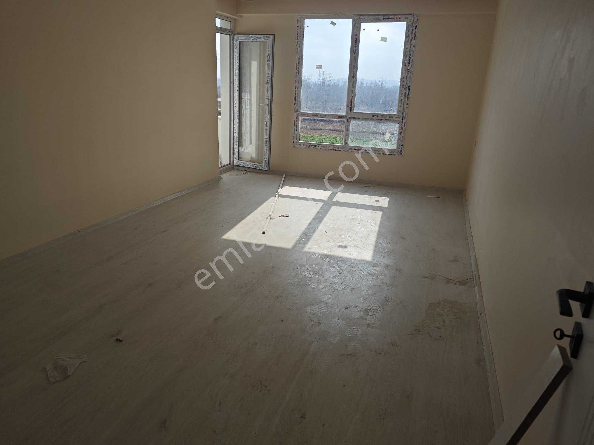 Arif Emlaktan Satılık Oğuzeli Merkezde Hastane Yakınında 2+1 Daire - Görsel 2