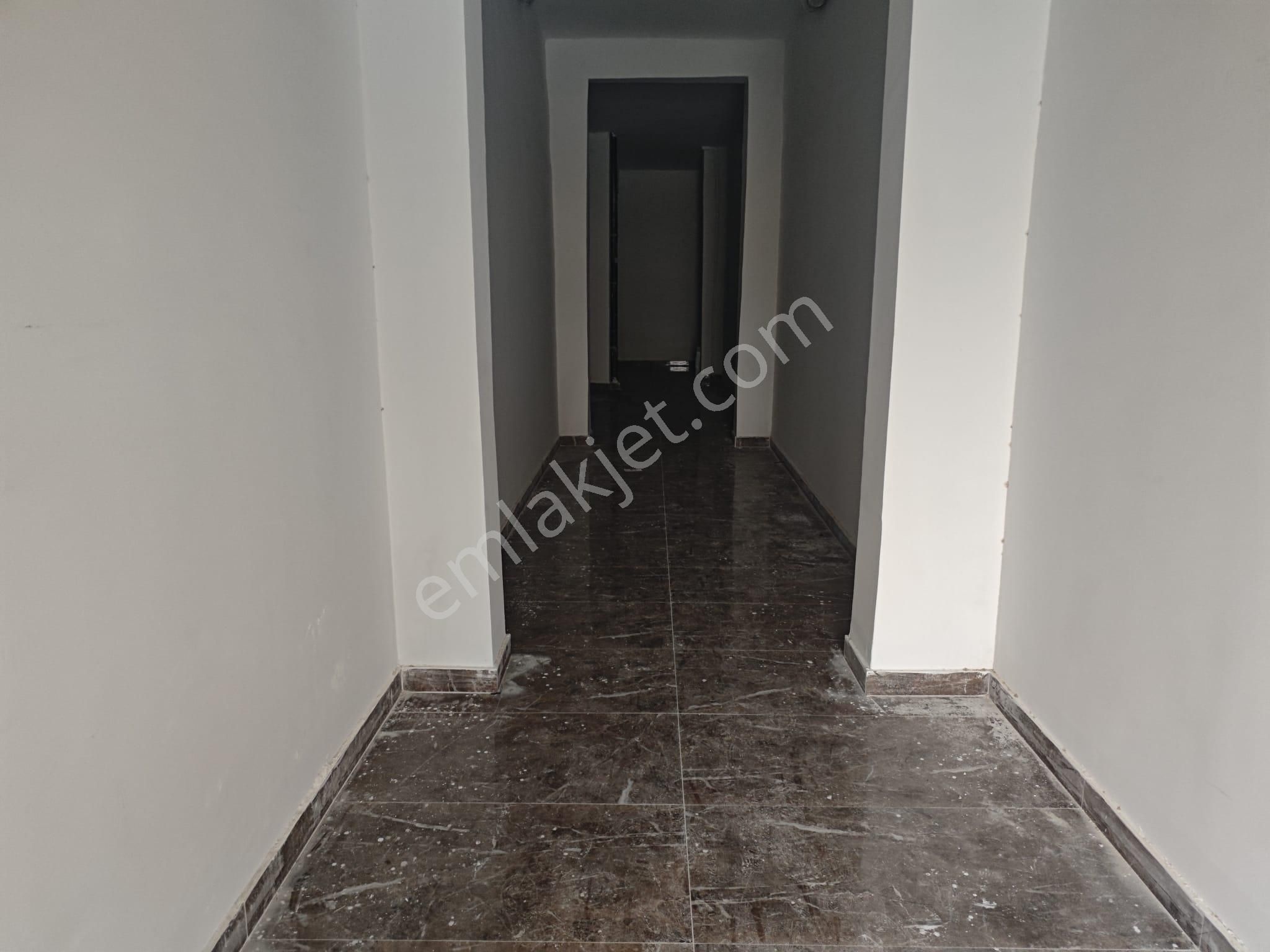 Arif Emlaktan Satılık Oğuzeli Merkezde Hastane Yakınında 2+1 Daire