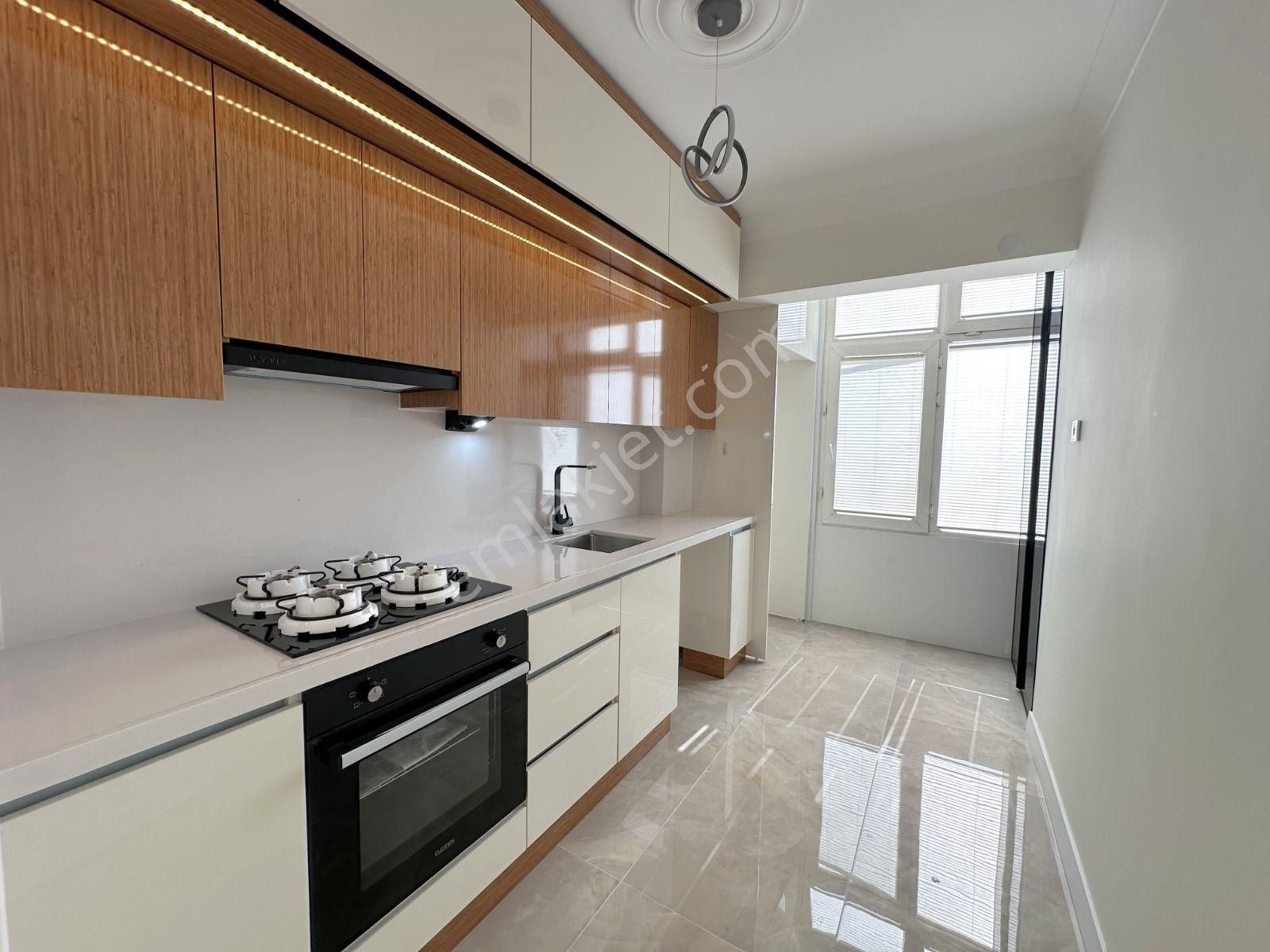 Parla'dan Akçay Da Denize 50 Adım Ara Kat Satılık 3+1 Daire - Görsel 7