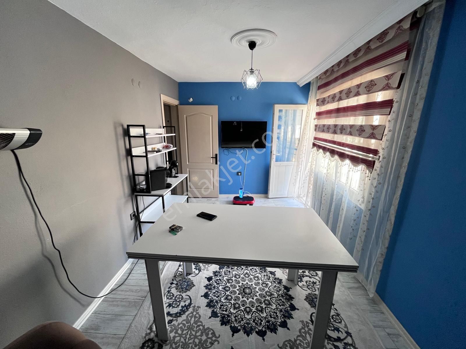 Maliyeciler Mah. Karşısı Fırsat 3+1 Geniş Arakat 3 Balkonlu - Görsel 2