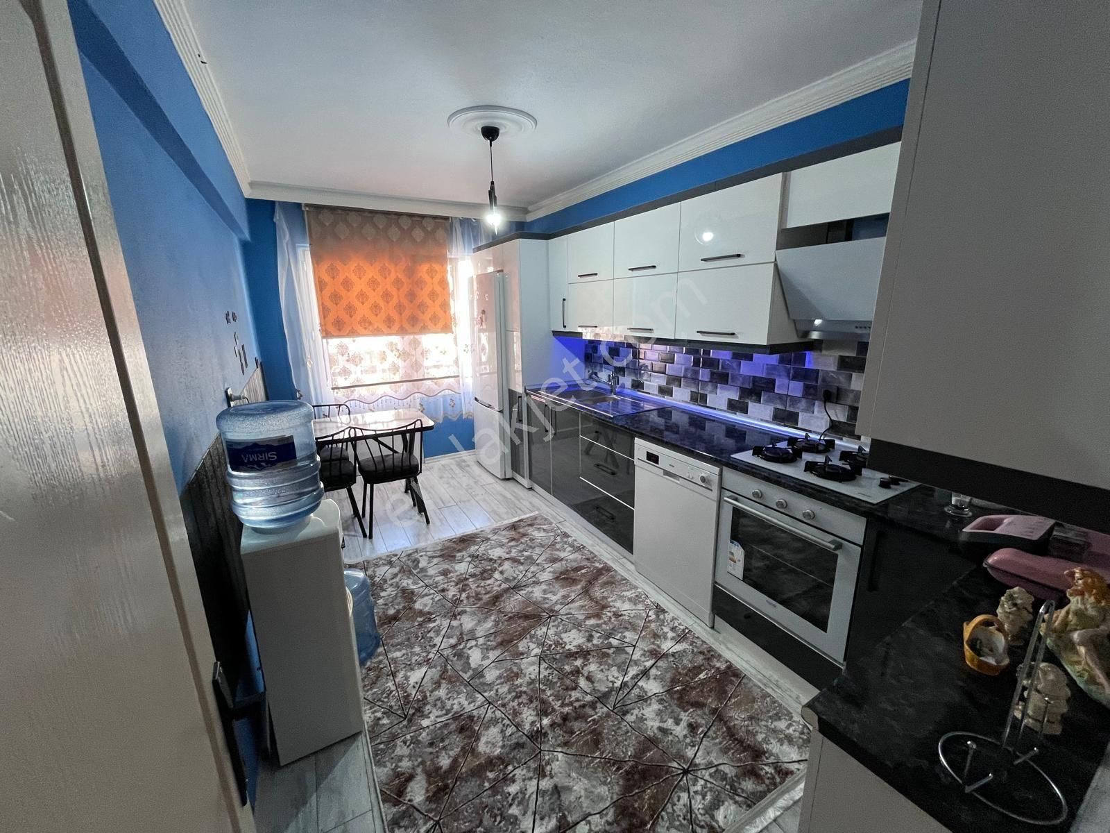 Maliyeciler Mah. Karşısı Fırsat 3+1 Geniş Arakat 3 Balkonlu - Görsel 14