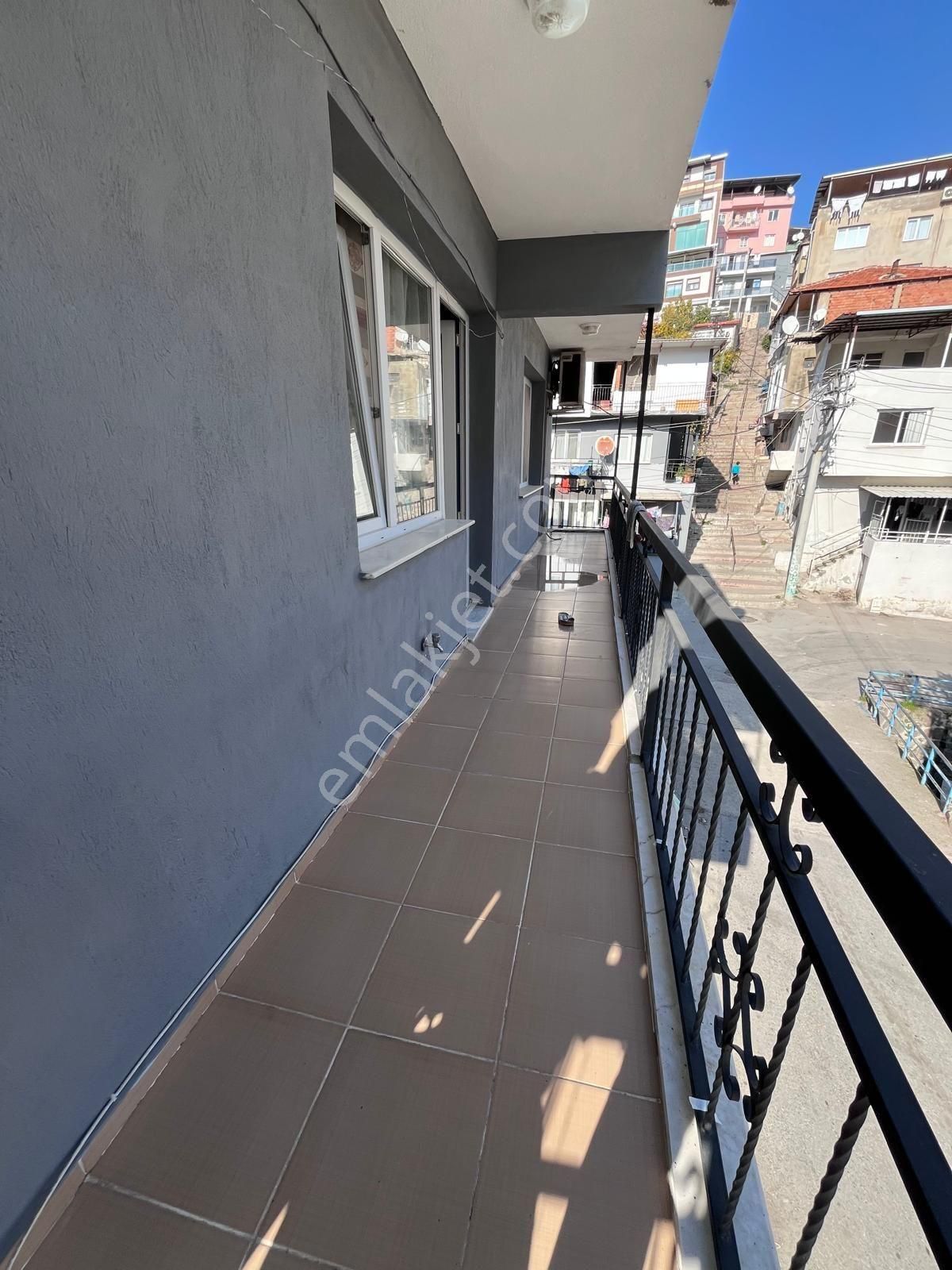 Maliyeciler Mah. Karşısı Fırsat 3+1 Geniş Arakat 3 Balkonlu - Görsel 6