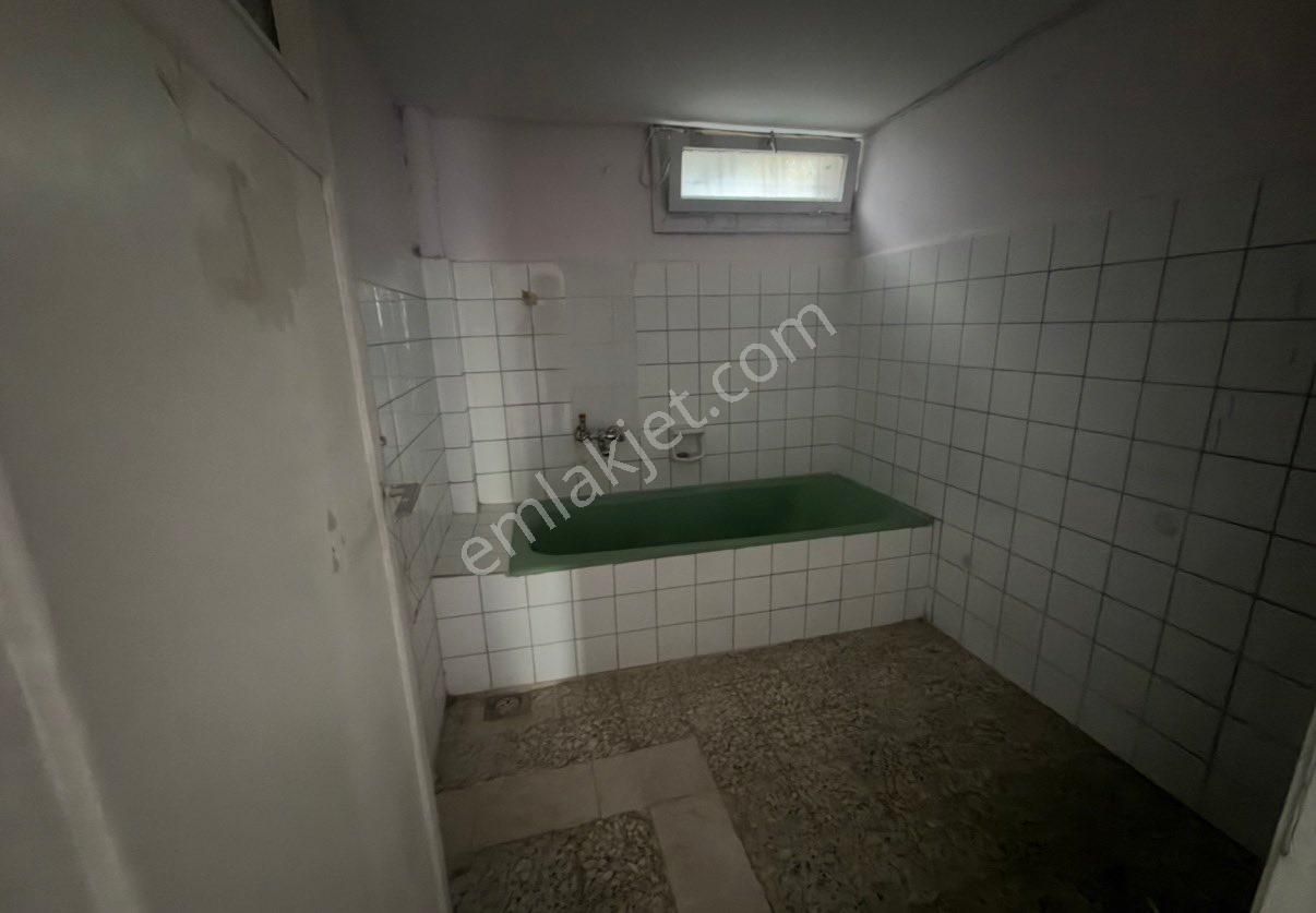 Güven Emlaktan Ögretmenler De Kiralık Müstakil - Görsel 7