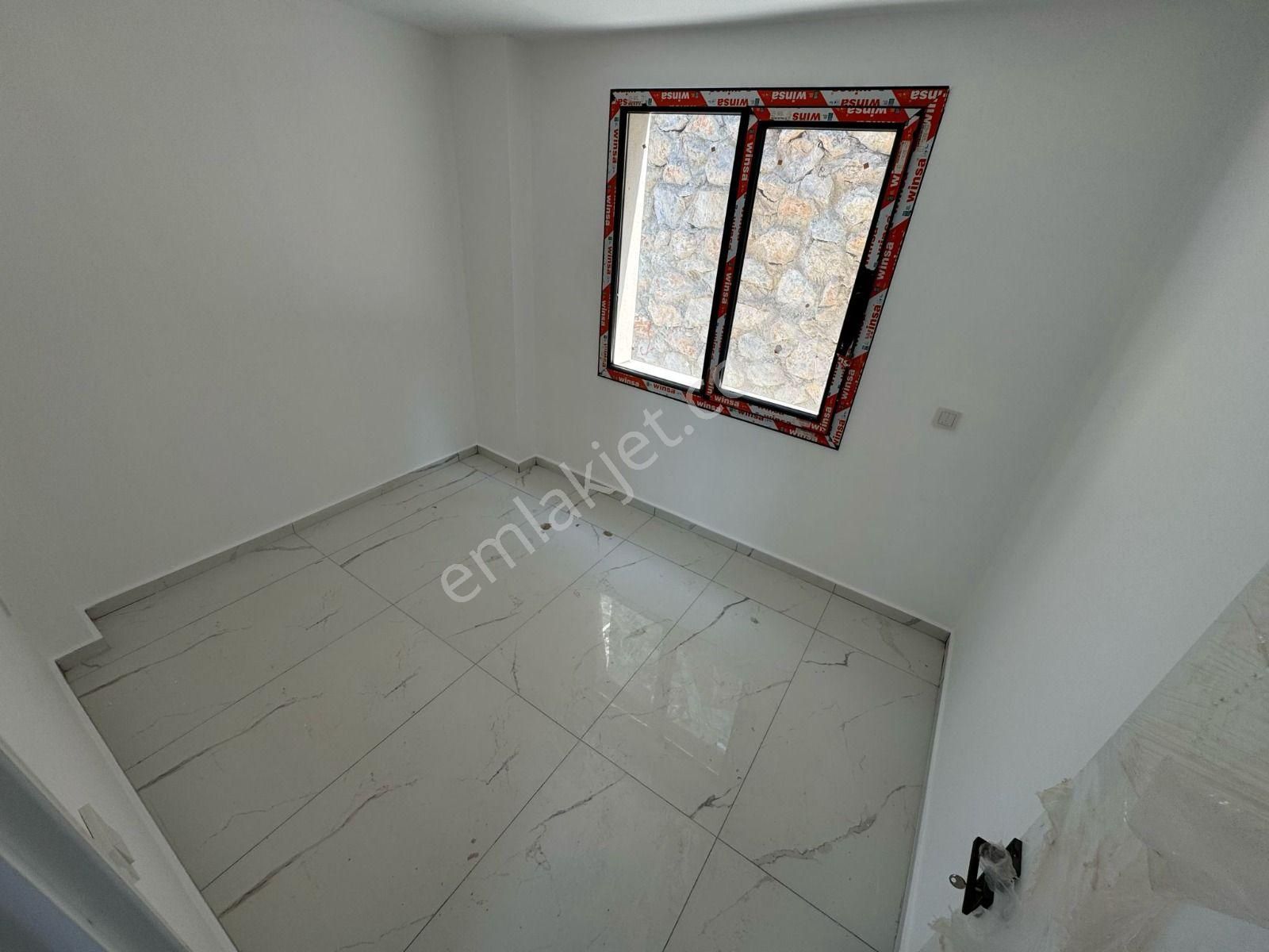 Havuzlu Site İçinde 2+1 Sıfır Yapı Daireler - Görsel 15