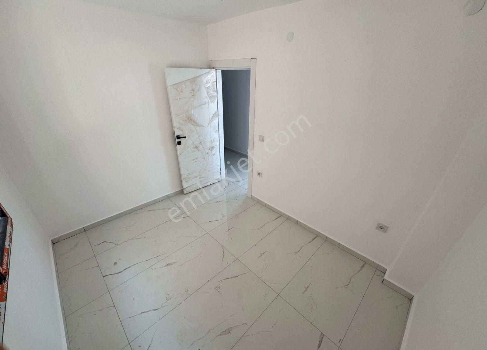 Havuzlu Site İçinde 2+1 Sıfır Yapı Daireler - Görsel 18