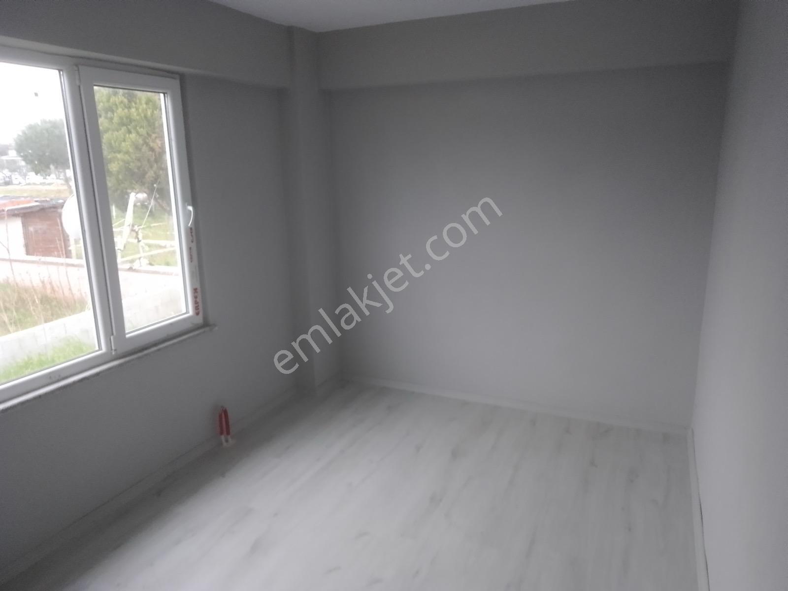 Canakkale Biga Deniz Atı Sitesi 2+1 85m2 Masrafsız Satılık - Görsel 3