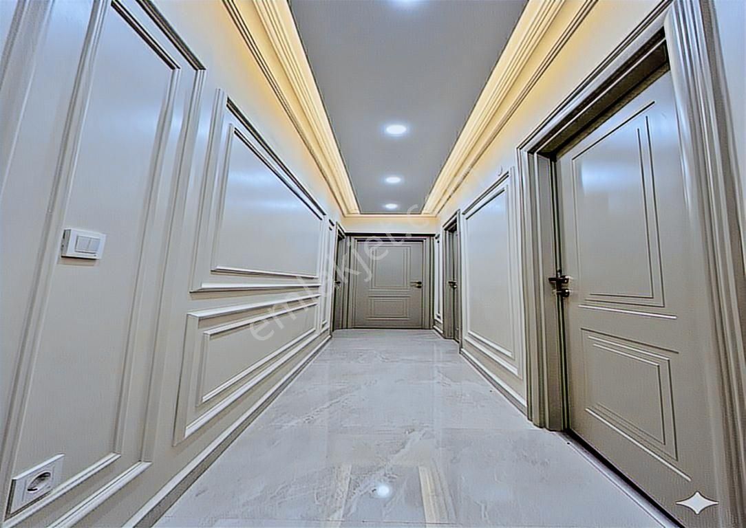 Metrobüse 6 Dk İskanlı Geniş M2 Butik Site 3+1 Satılık Daire - Görsel 8