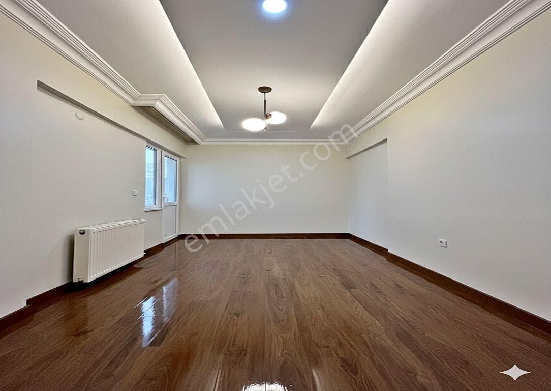 Metrobüse 6 Dk İskanlı Geniş M2 Butik Site 3+1 Satılık Daire - Görsel 25
