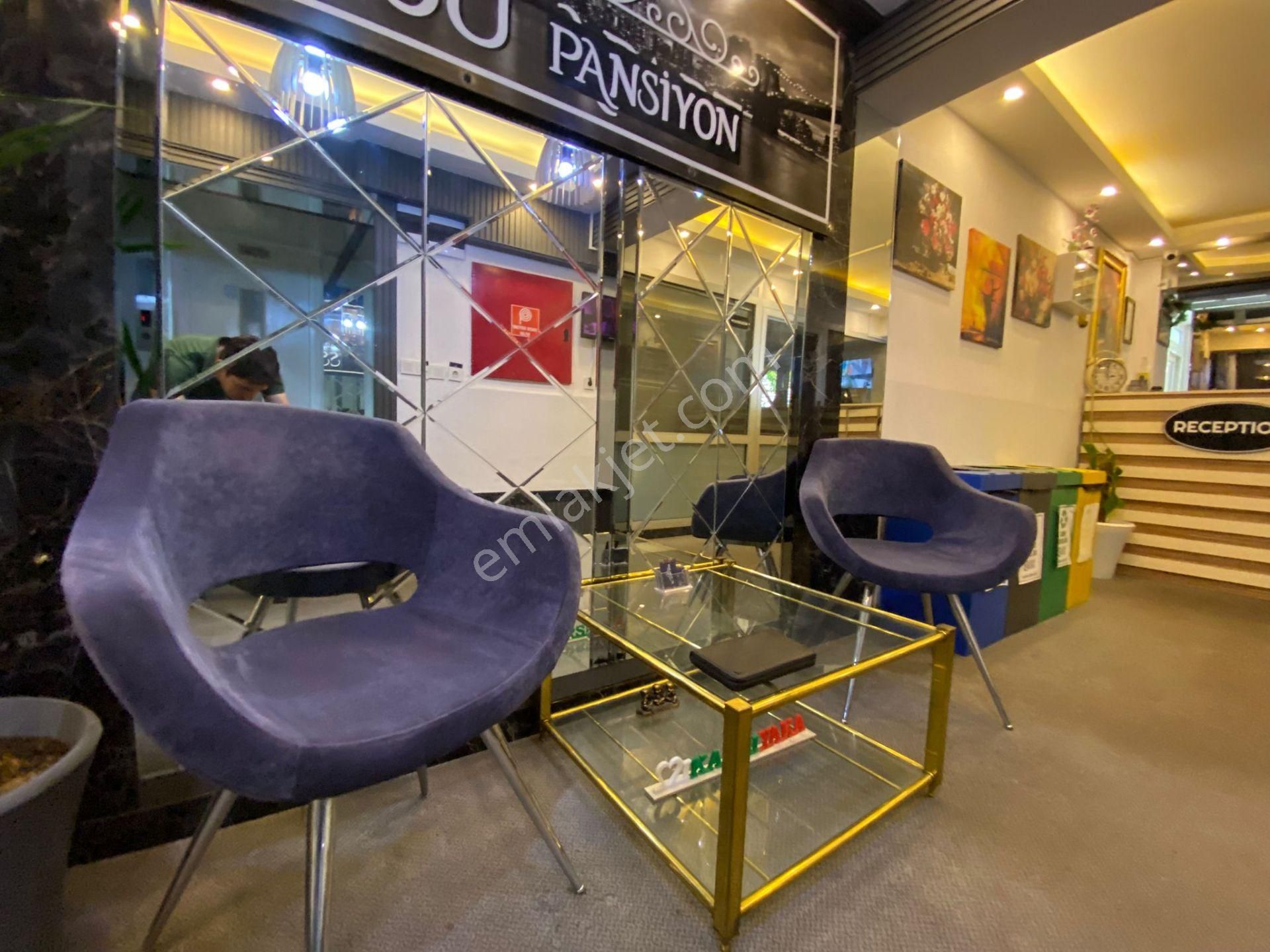 Karşıyaka Çarşı İş Bankası Sokağı Günlük Kiralık - Görsel 4