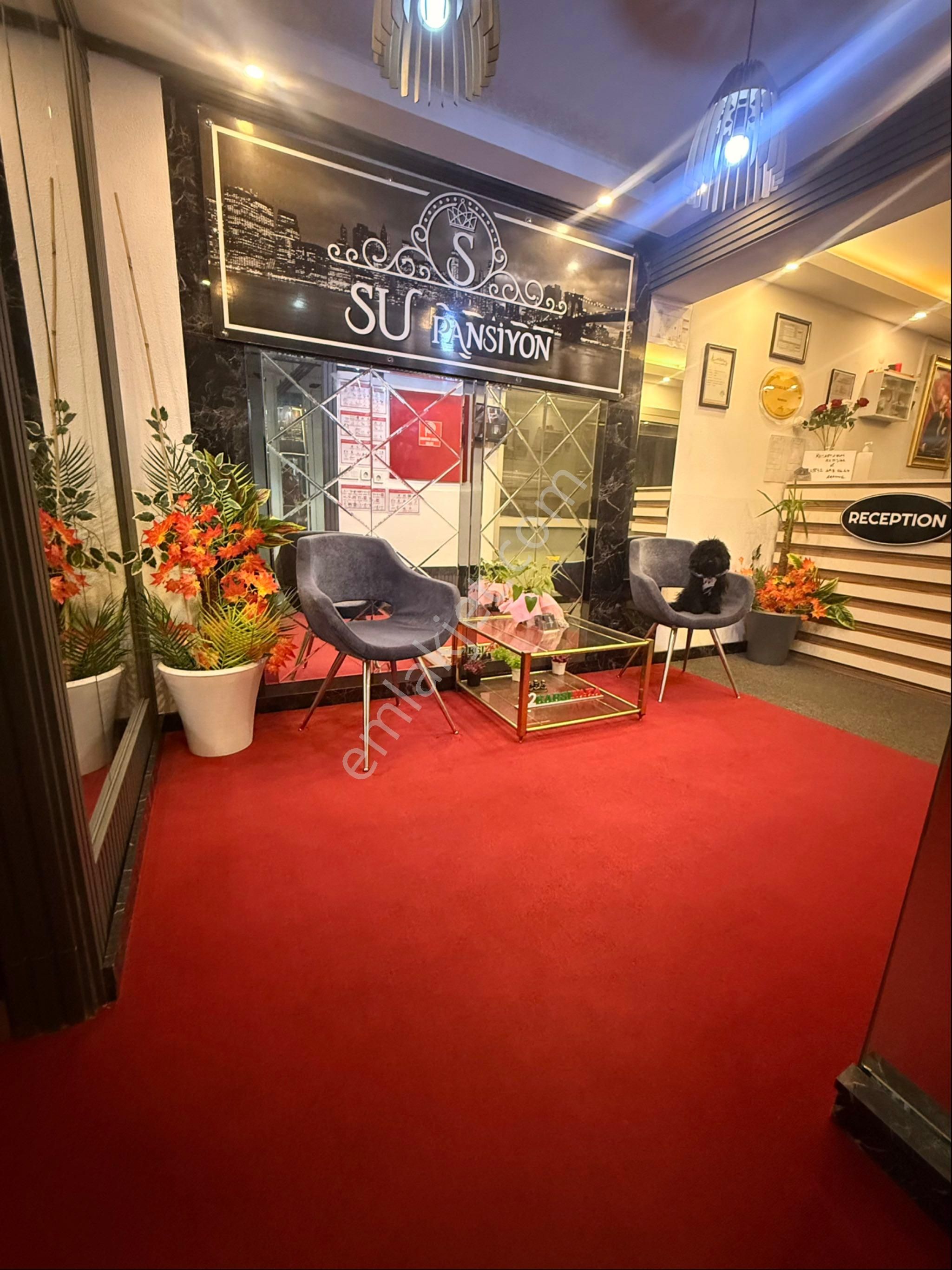 Karşıyaka Çarşı İş Bankası Sokağı Günlük Kiralık - Görsel 14