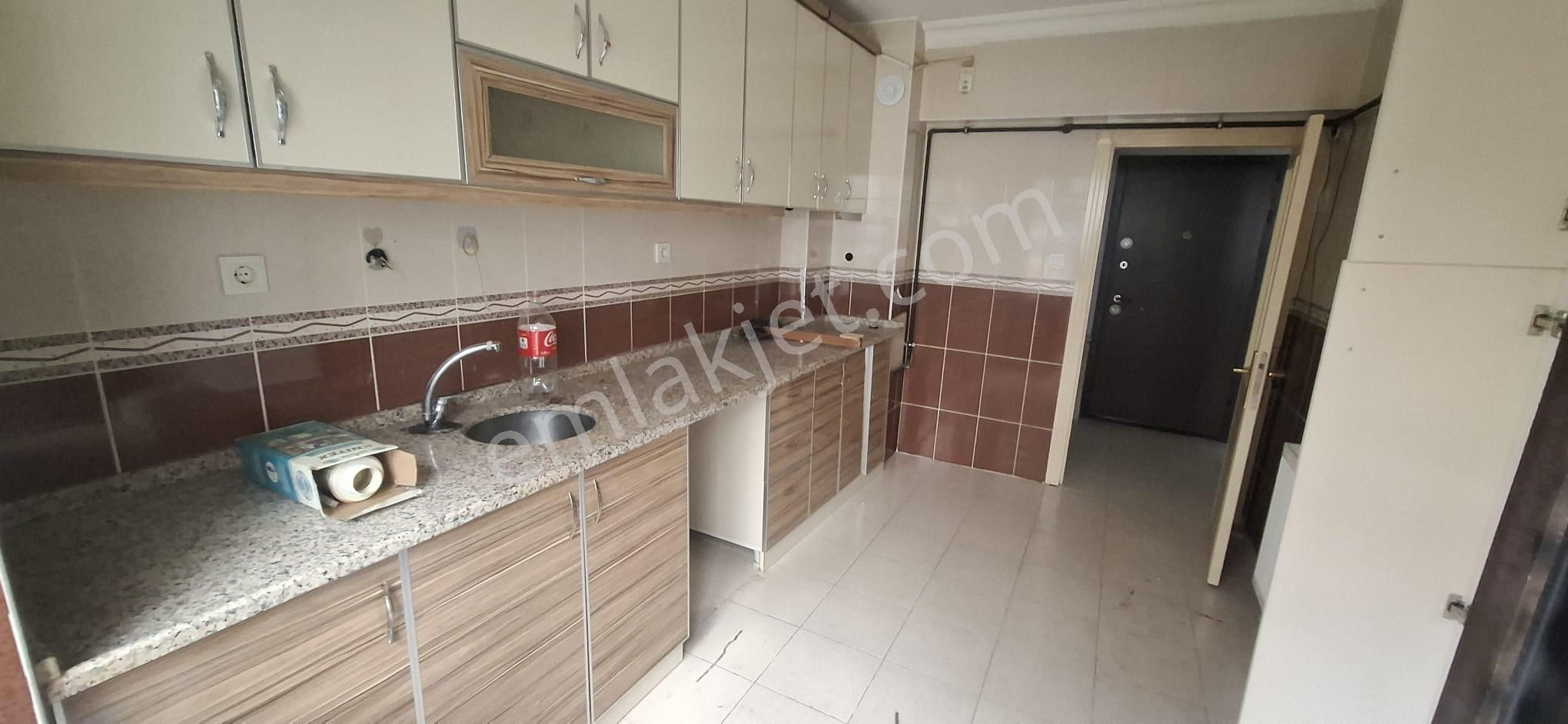 Altındağ - Beşikkaya Mahallesinde Caddeye Yakın 2+1 Kiralık Daire !!! - Görsel 2