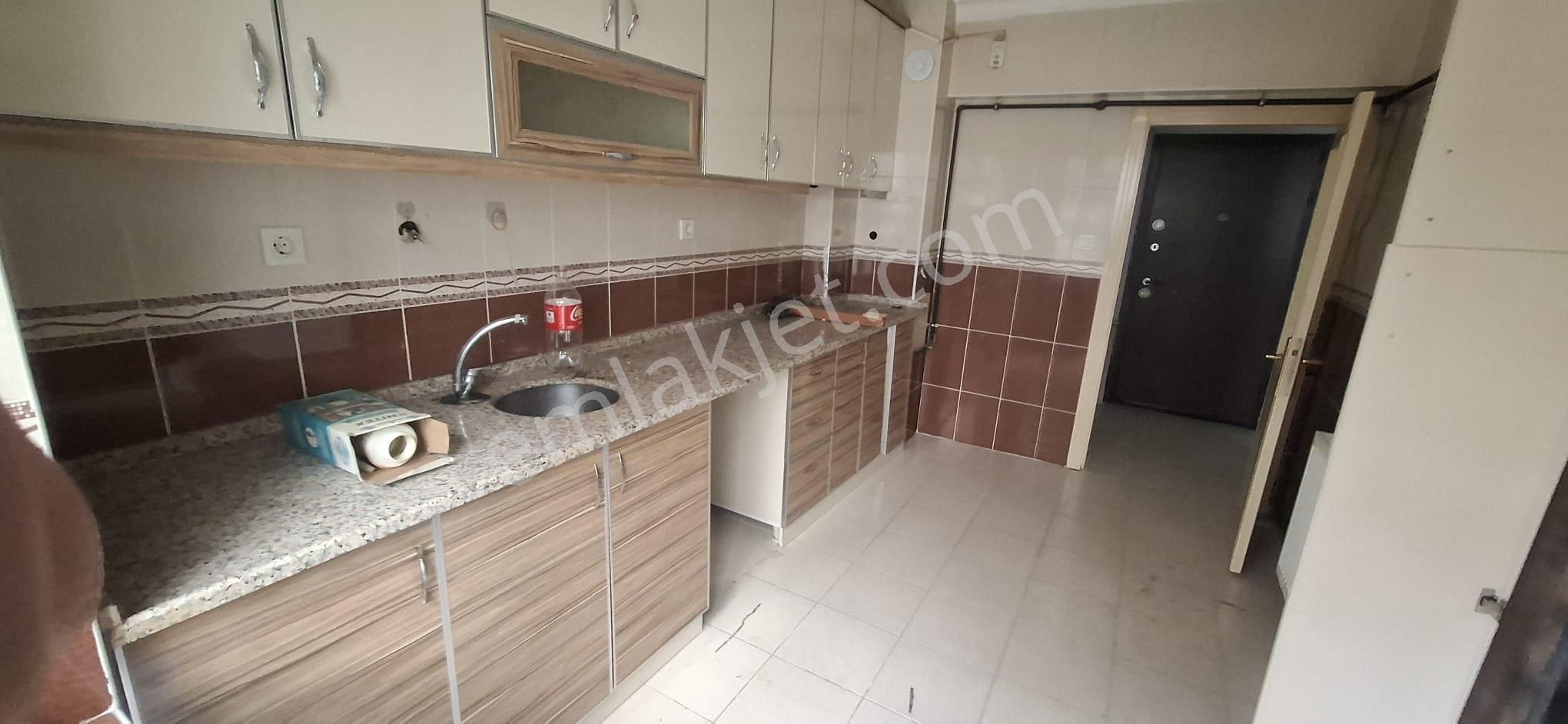 Altındağ - Beşikkaya Mahallesinde Caddeye Yakın 2+1 Kiralık Daire !!! - Görsel 3