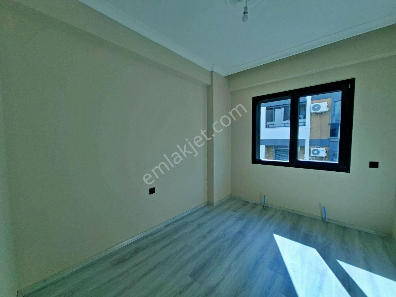 Uytun'dan Altınoluk'ta Denize Sıfır Havuzlu Satılık 3+1 Daire - Görsel 31
