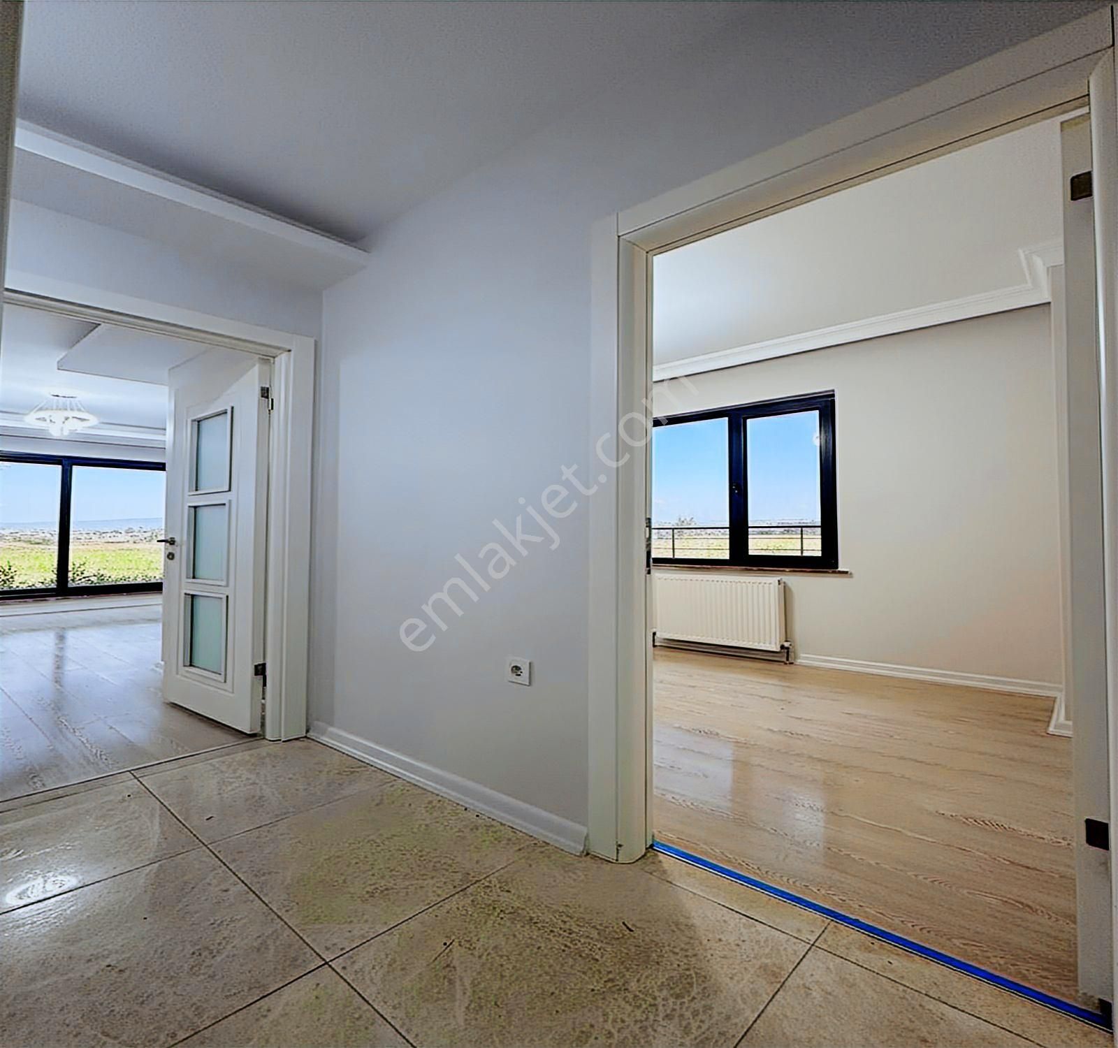 [güzel City]deniz Manzaralı 80 M² Bahçe Kullanımlı Olan 2+1 Daire - Görsel 24