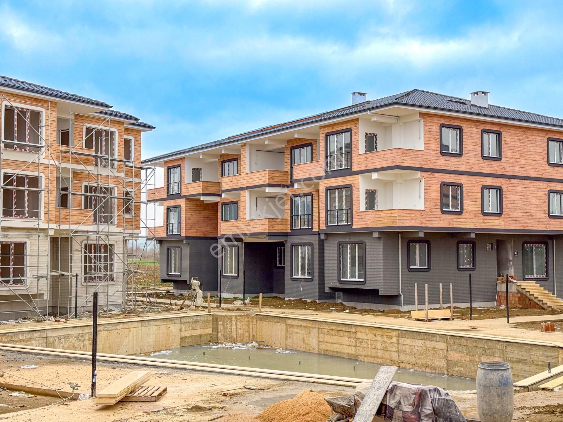 Kumbağ'da Lüks Havuzlu Ova Kent 2 Sitesinde Satılık 2+1 Daireler - Görsel 6