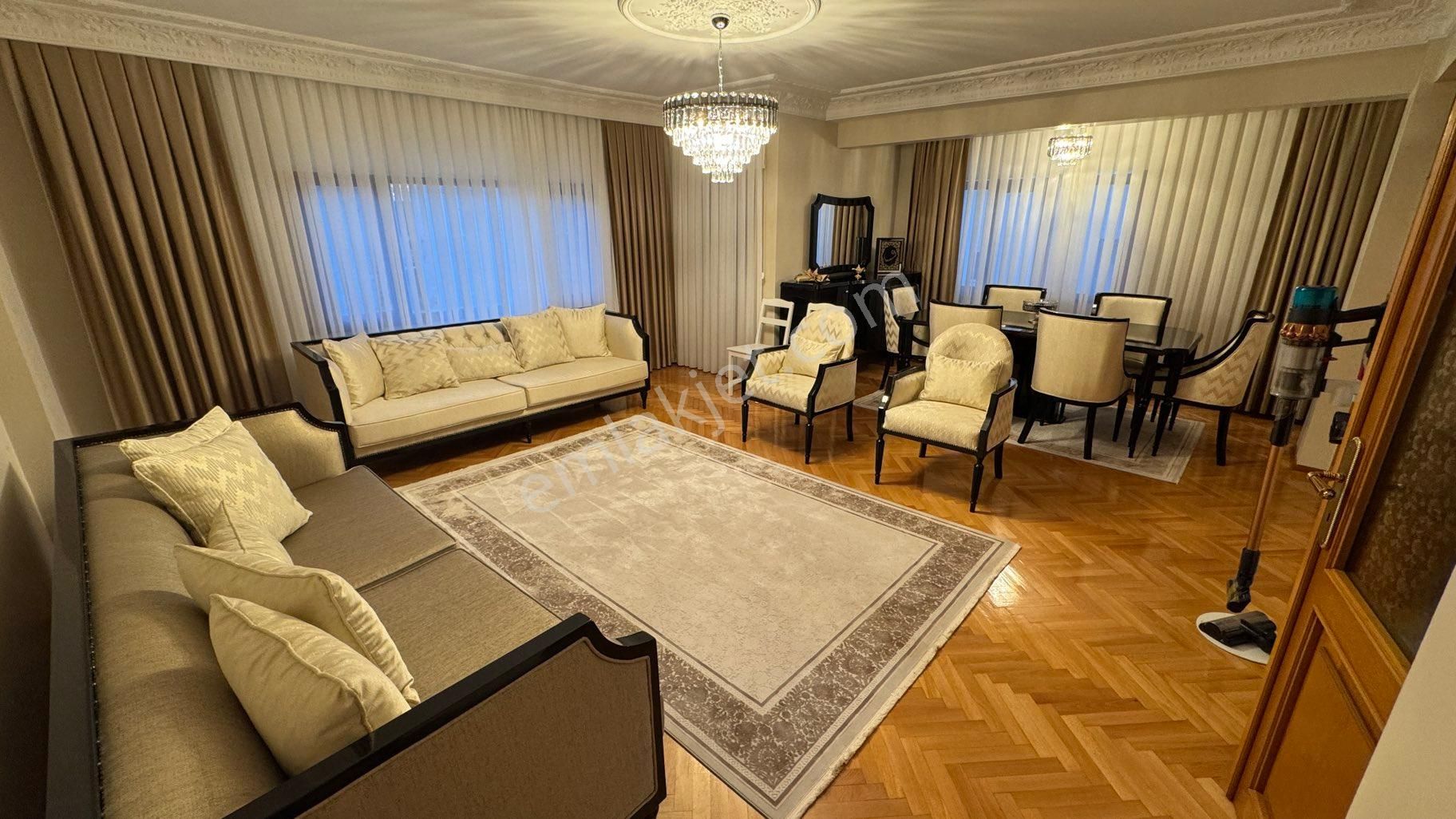 Ümraniye Tantavi'de 3 +1 Eşyalı Daire - Görsel 2