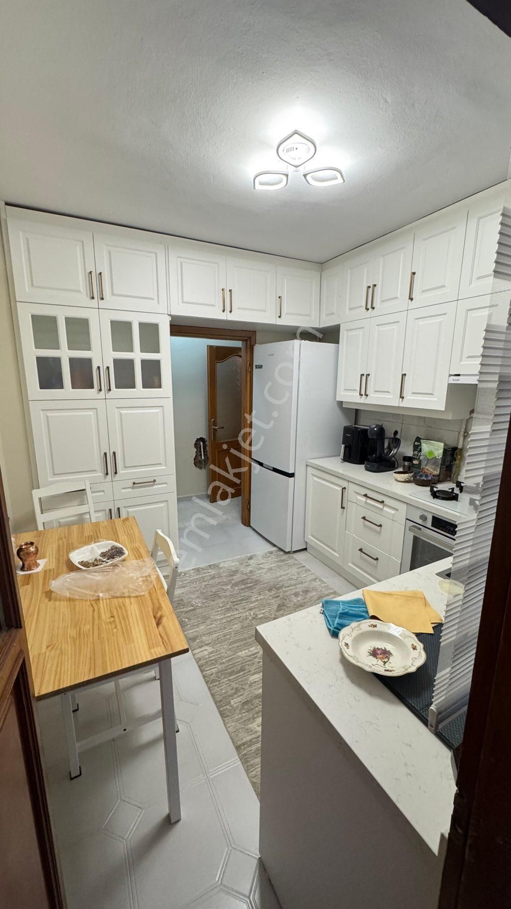 Ümraniye Tantavi'de 3 +1 Eşyalı Daire - Görsel 10