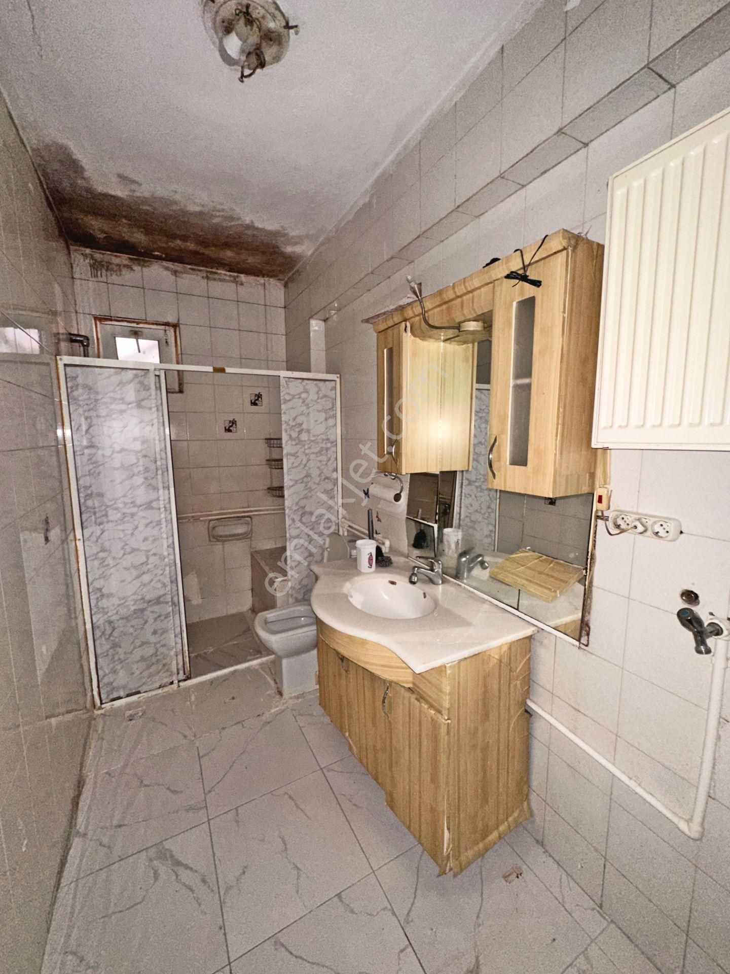 Şafaktepe Park Yakını Bağımsız Salon Ön Cephe 3+1 Satılık Daire - Görsel 25