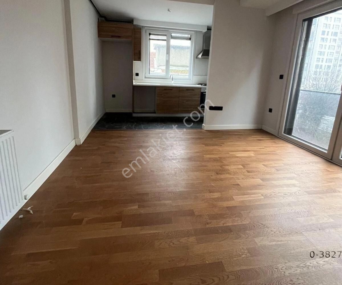 Erenköy 2+1 55m2 9 Katlı Binanın 3 Katı 2020 Yapımı Yeni Bia - Görsel 9