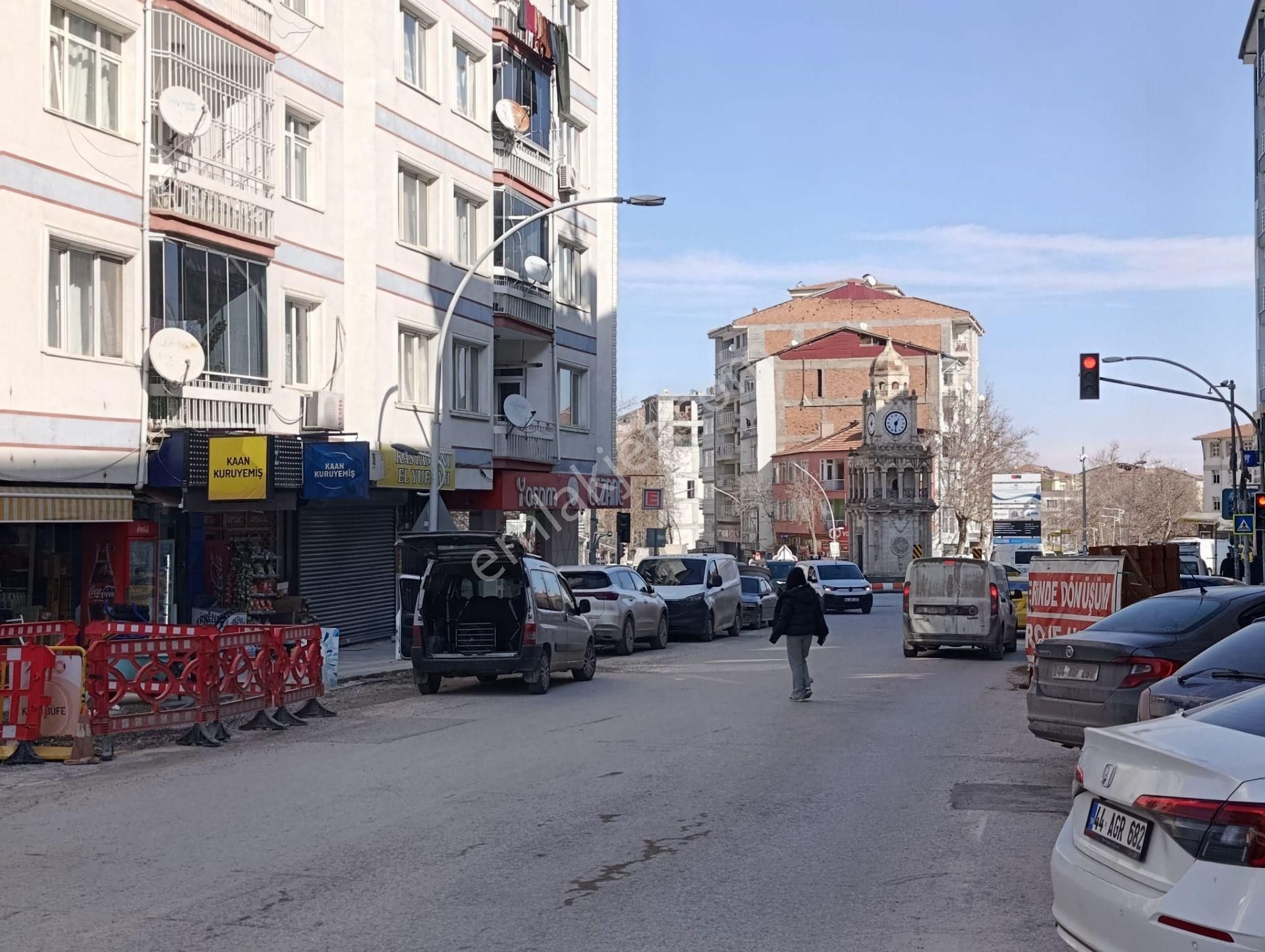 Paşaköşkü Ana Caddede 13 Met Satılık Dükkan - Görsel 7