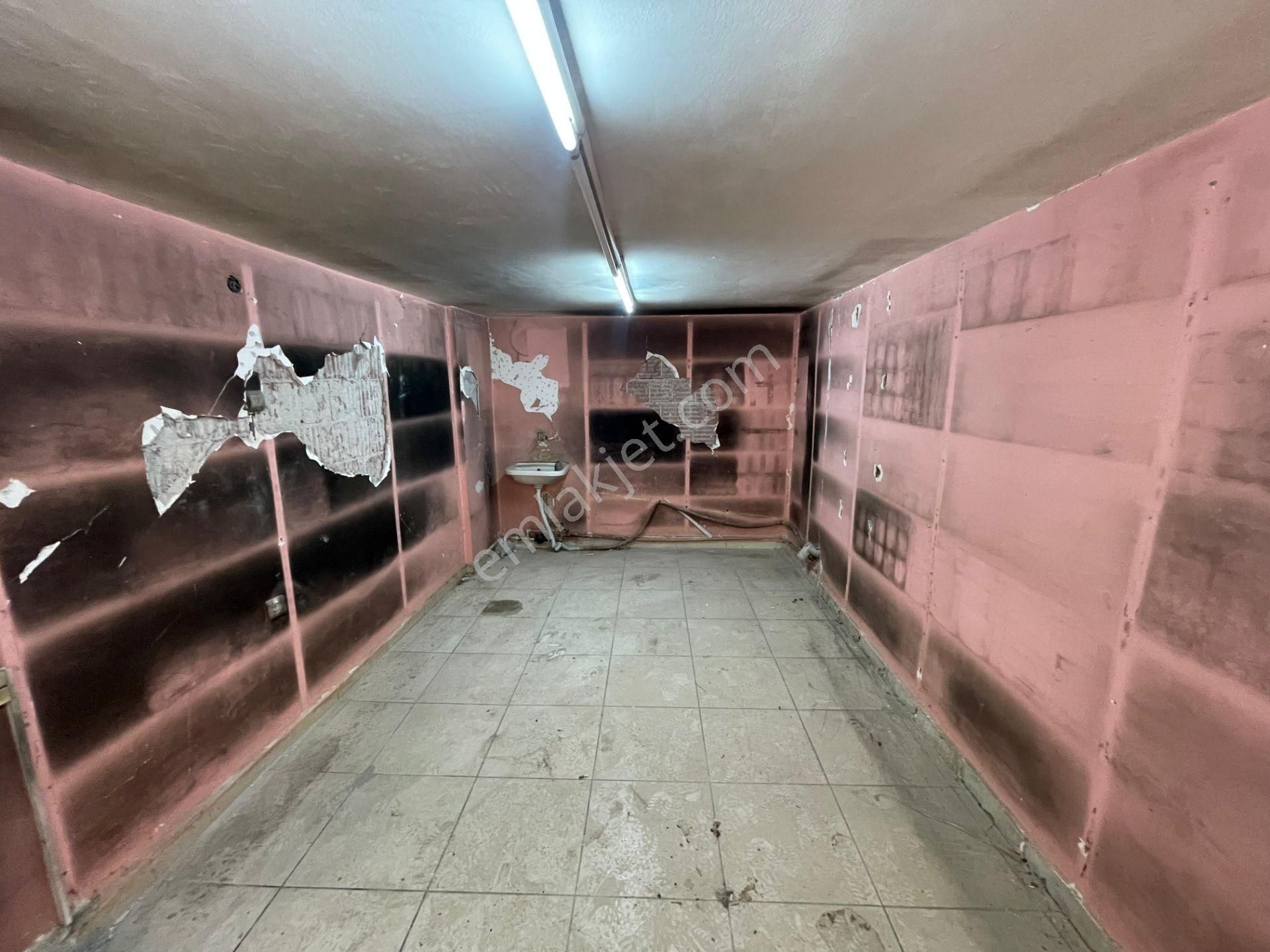 Paşaköşkü Ana Caddede 13 Met Satılık Dükkan - Görsel 21