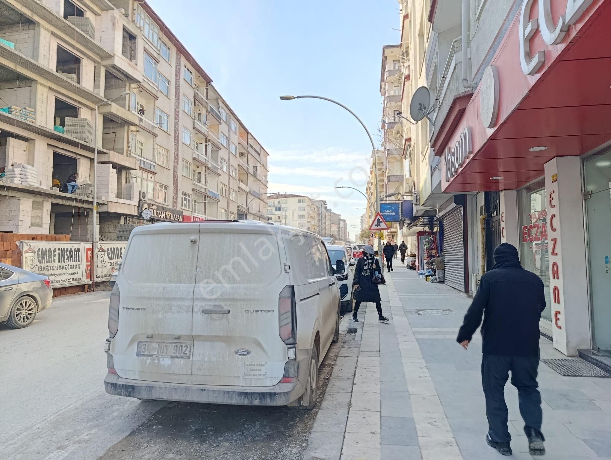 Paşaköşkü Ana Caddede 13 Met Satılık Dükkan - Görsel 9