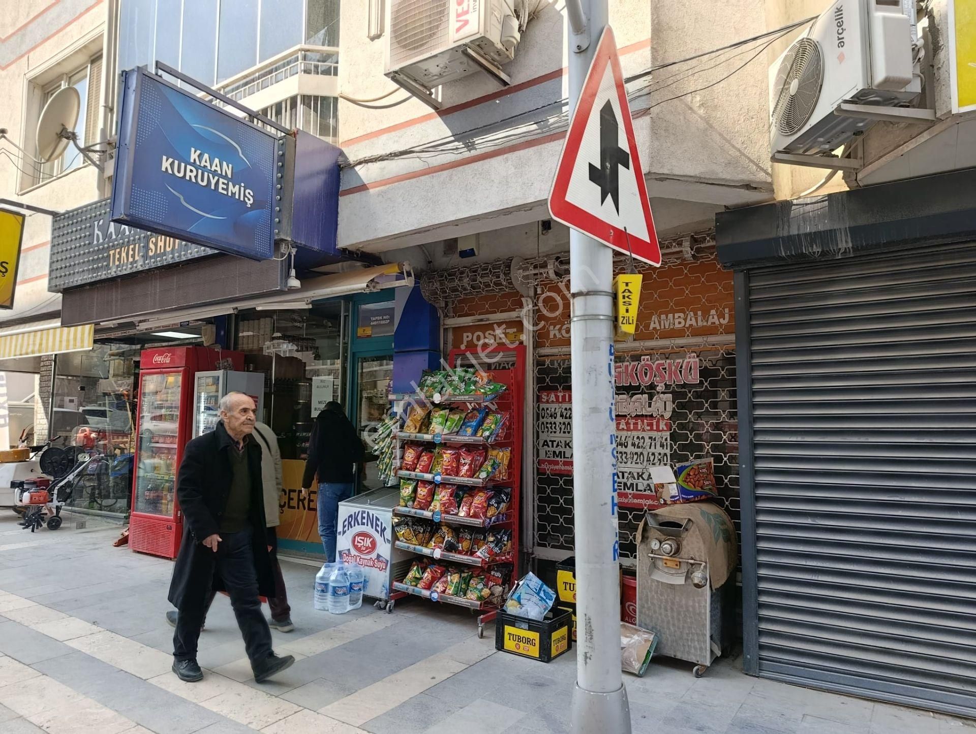 Paşaköşkü Ana Caddede 13 Met Satılık Dükkan - Görsel 15