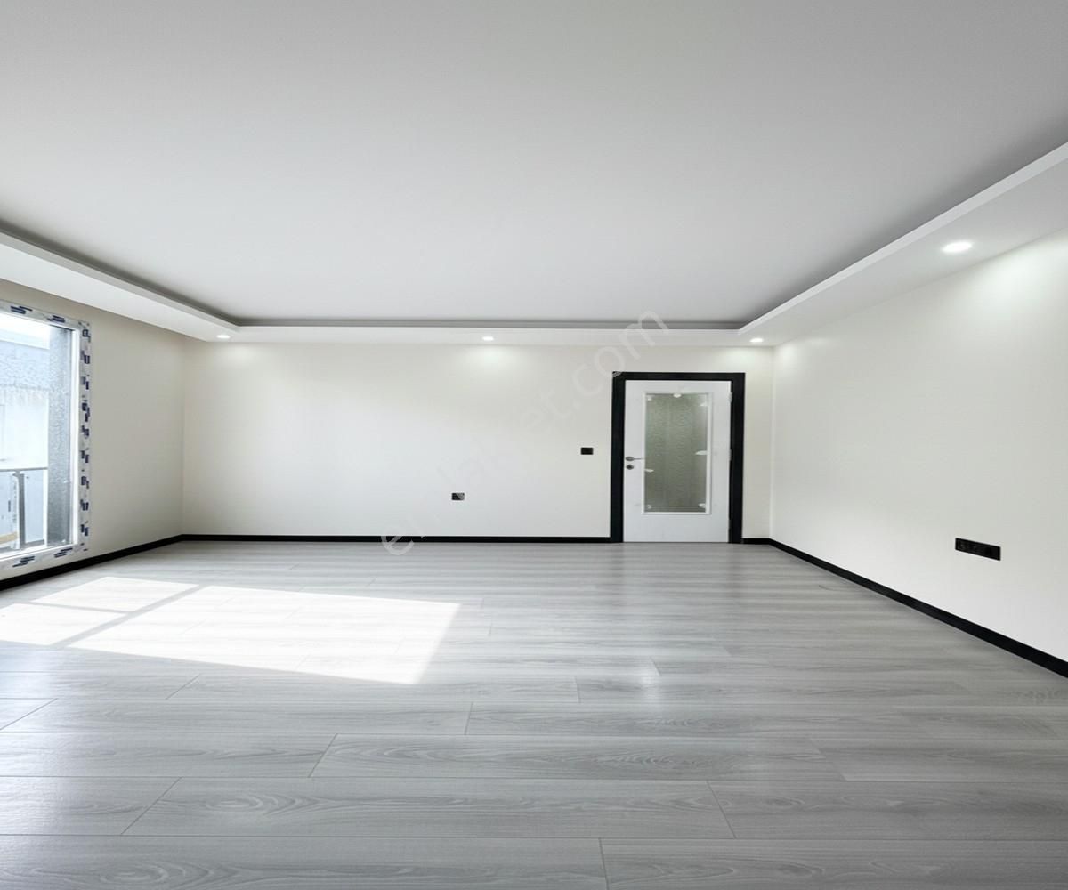 [güzel City] Merkezi Lokasyonda K.otoparklı+balkonlu Geniş Daire - Görsel 10