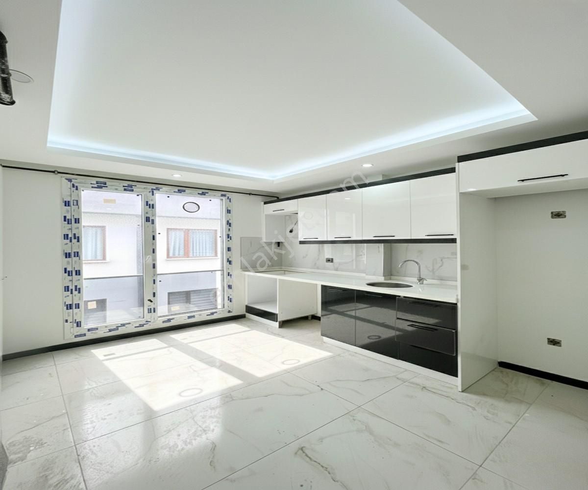 [güzel City] Merkezi Lokasyonda K.otoparklı+balkonlu Geniş Daire - Görsel 17