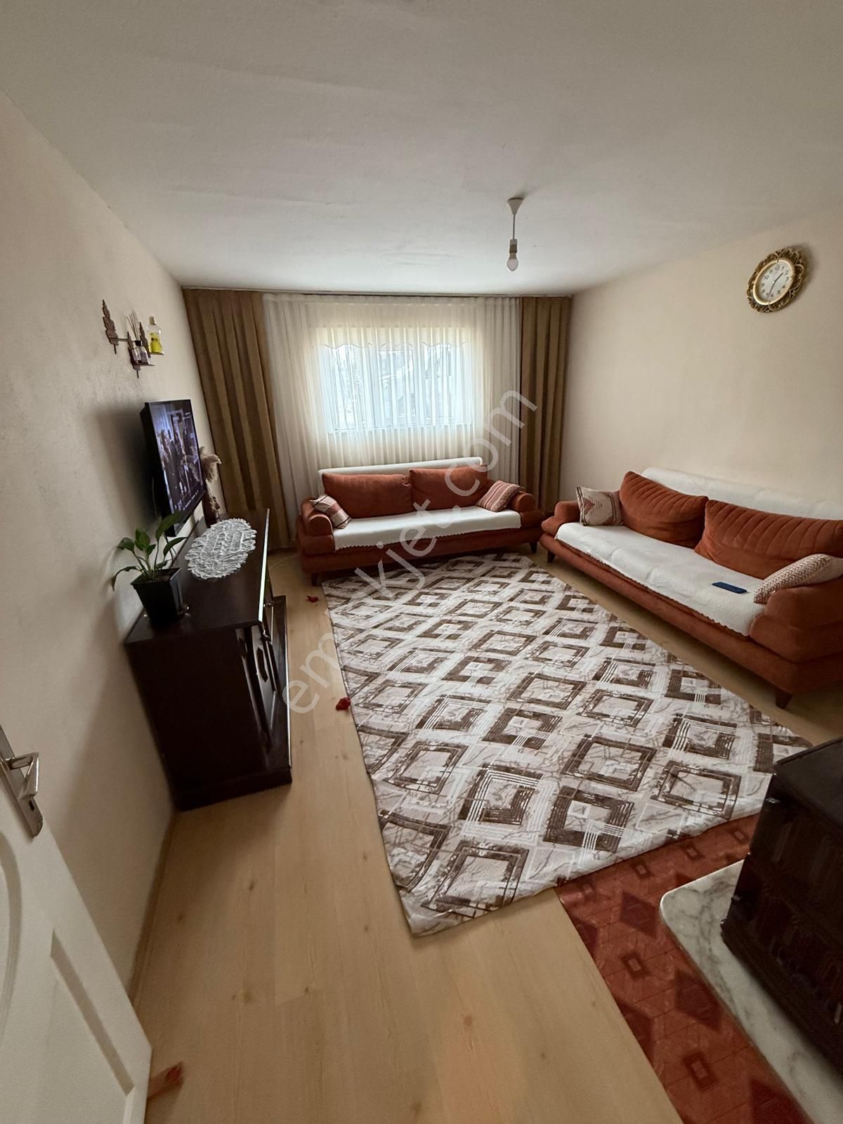 Çamlıca Da 200m2 Arsa Üzerinde 2 Katlı Müstakil Ev - Görsel 9