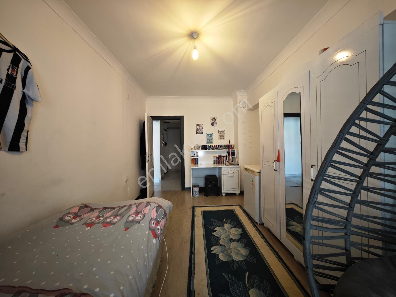 Feridunçelik'te Cadde Üzerinde Asansörlü Yapılı 3+1 Katta Satılık Daire !! - Görsel 14