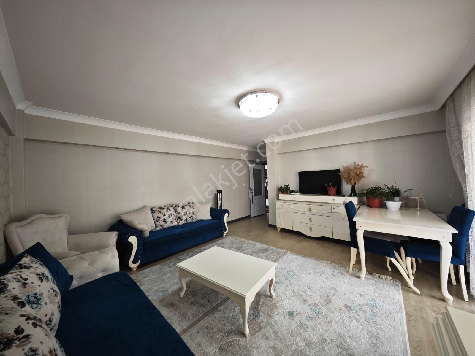 Feridunçelik'te Cadde Üzerinde Asansörlü Yapılı 3+1 Katta Satılık Daire !! - Görsel 10