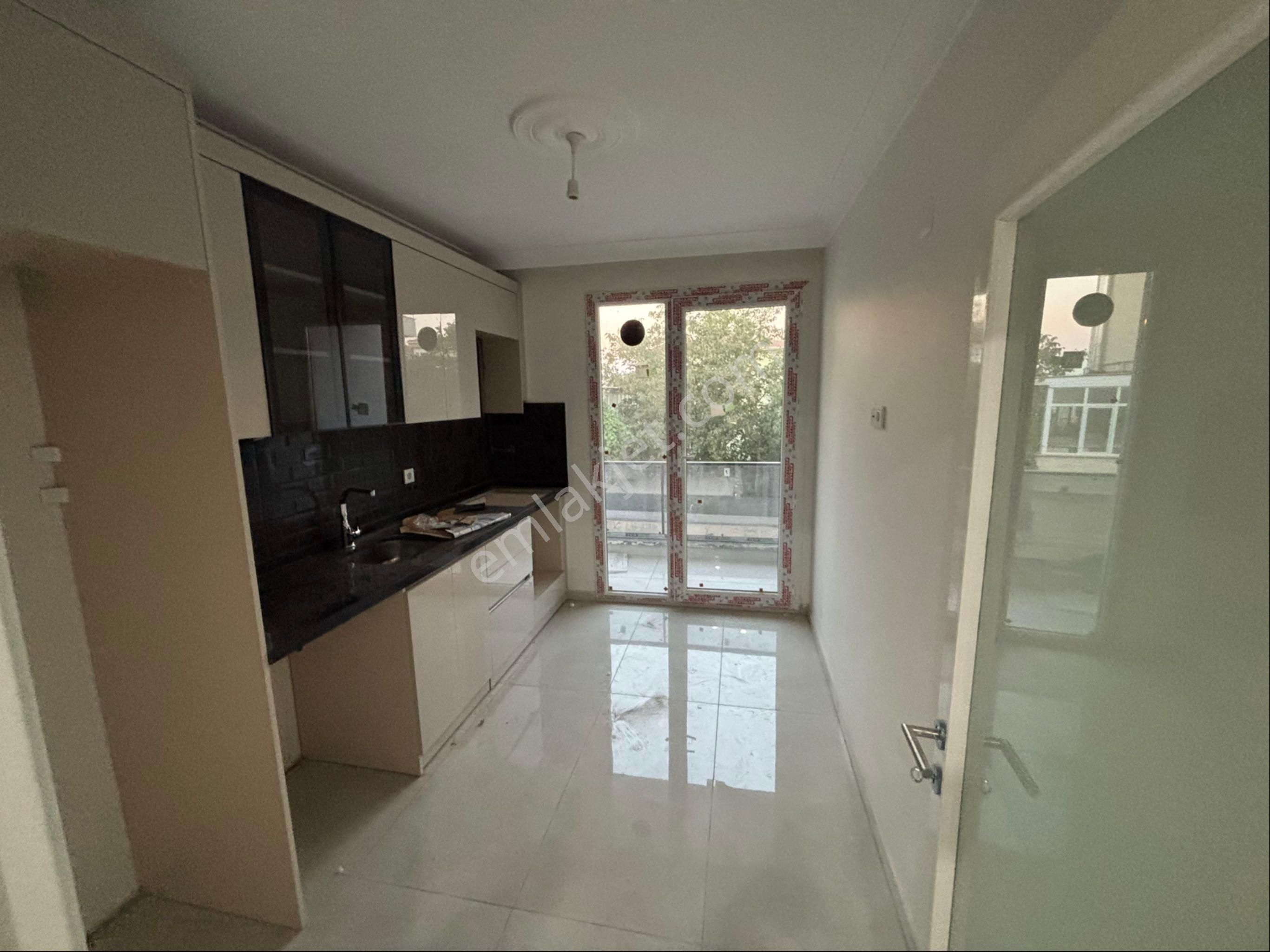 Mimaroba Kavşağının Hemen Üstünde İskanlı Bina - Görsel 12