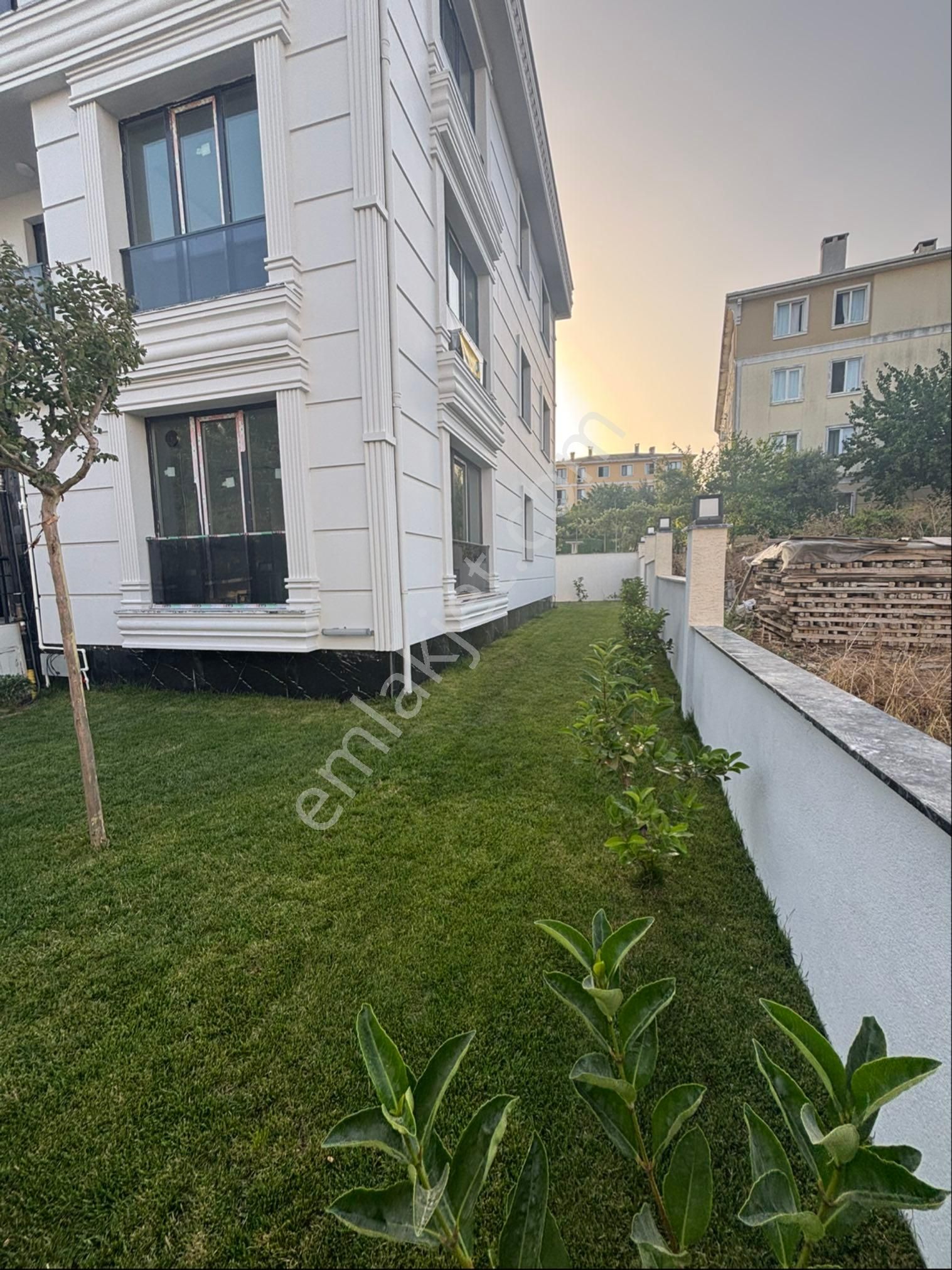 Mimaroba Kavşağının Hemen Üstünde İskanlı Bina - Görsel 25