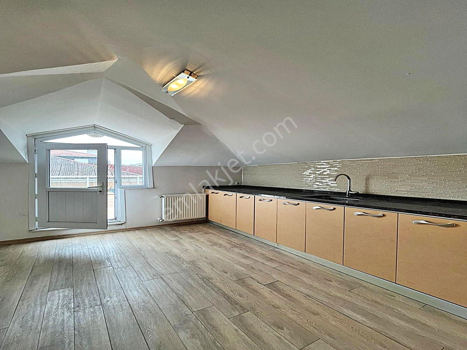 Esenyurt Güzelyurt Mahallesinde Metrobüse Çok Yakın Dubleks 3+2 Daire - Görsel 10