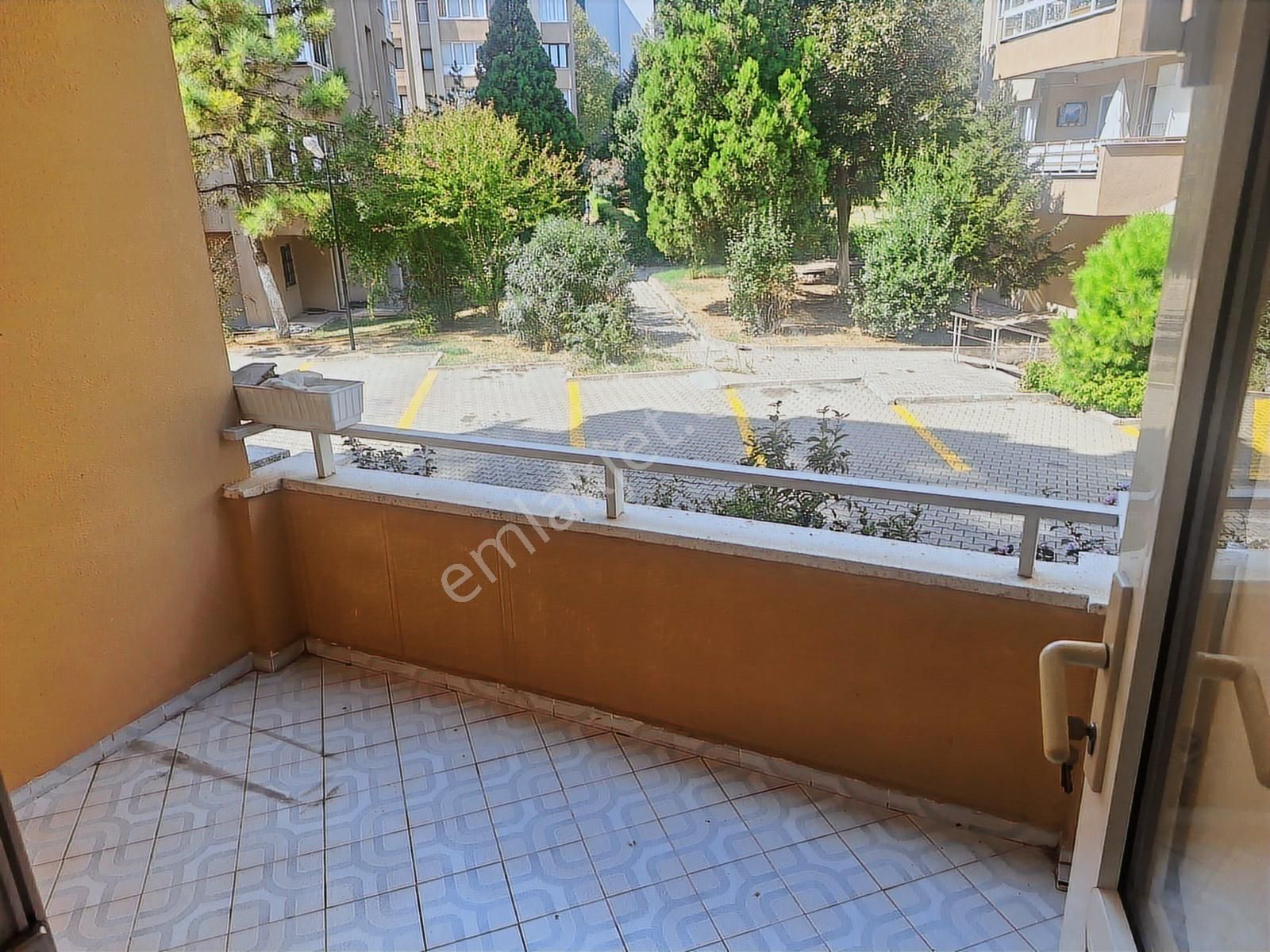 Esen'den Barbaros Cad. Üzeri Site İçi Kiralık Daire - Görsel 14