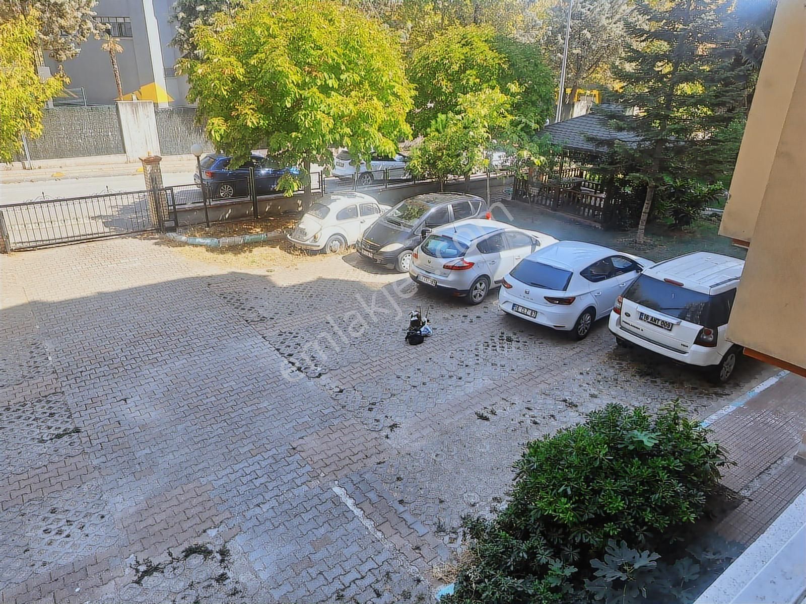 Esen'den Barbaros Cad. Üzeri Site İçi Kiralık Daire - Görsel 32
