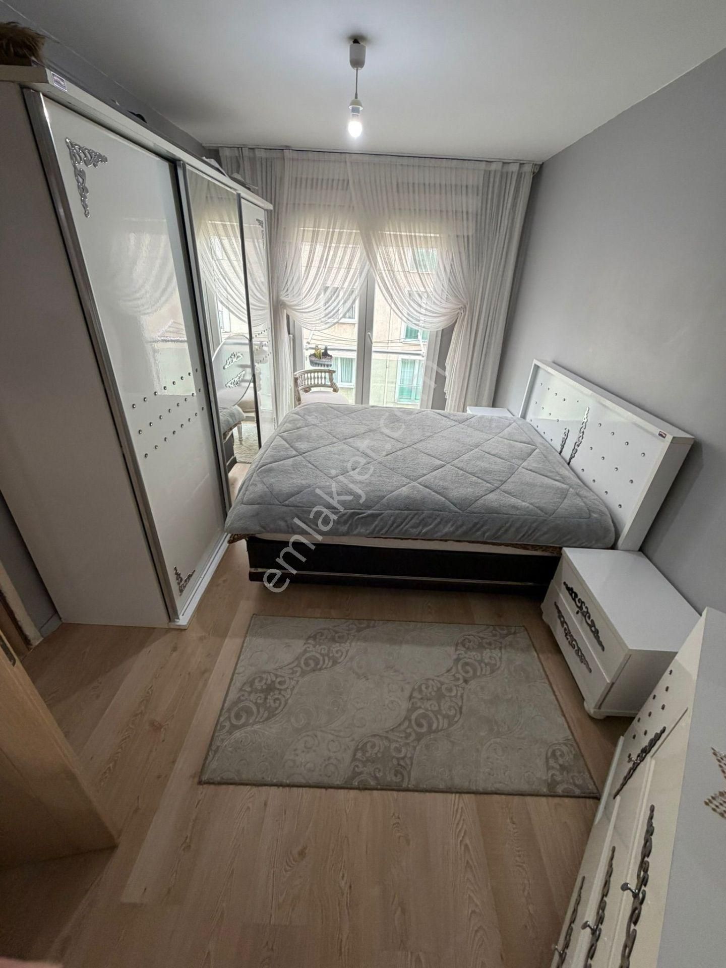 Esenyurt Fi Yaka Eşenşehir Sitesinde Kiralık Daire - Görsel 2