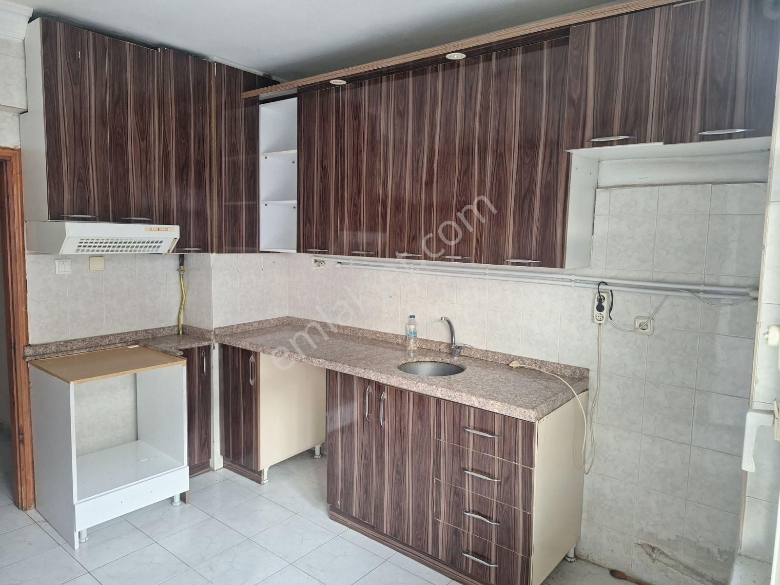 Esen'den Kanuni Caddesinde Site İçi Arakat Kiralık Daire - Görsel 32