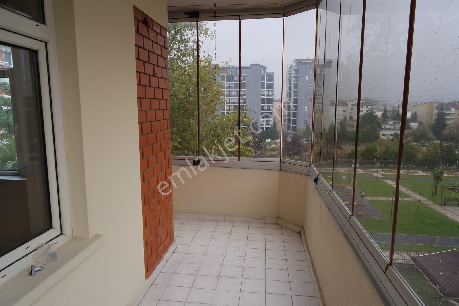 Esen'den Kanuni Caddesinde Site İçi Arakat Kiralık Daire - Görsel 11