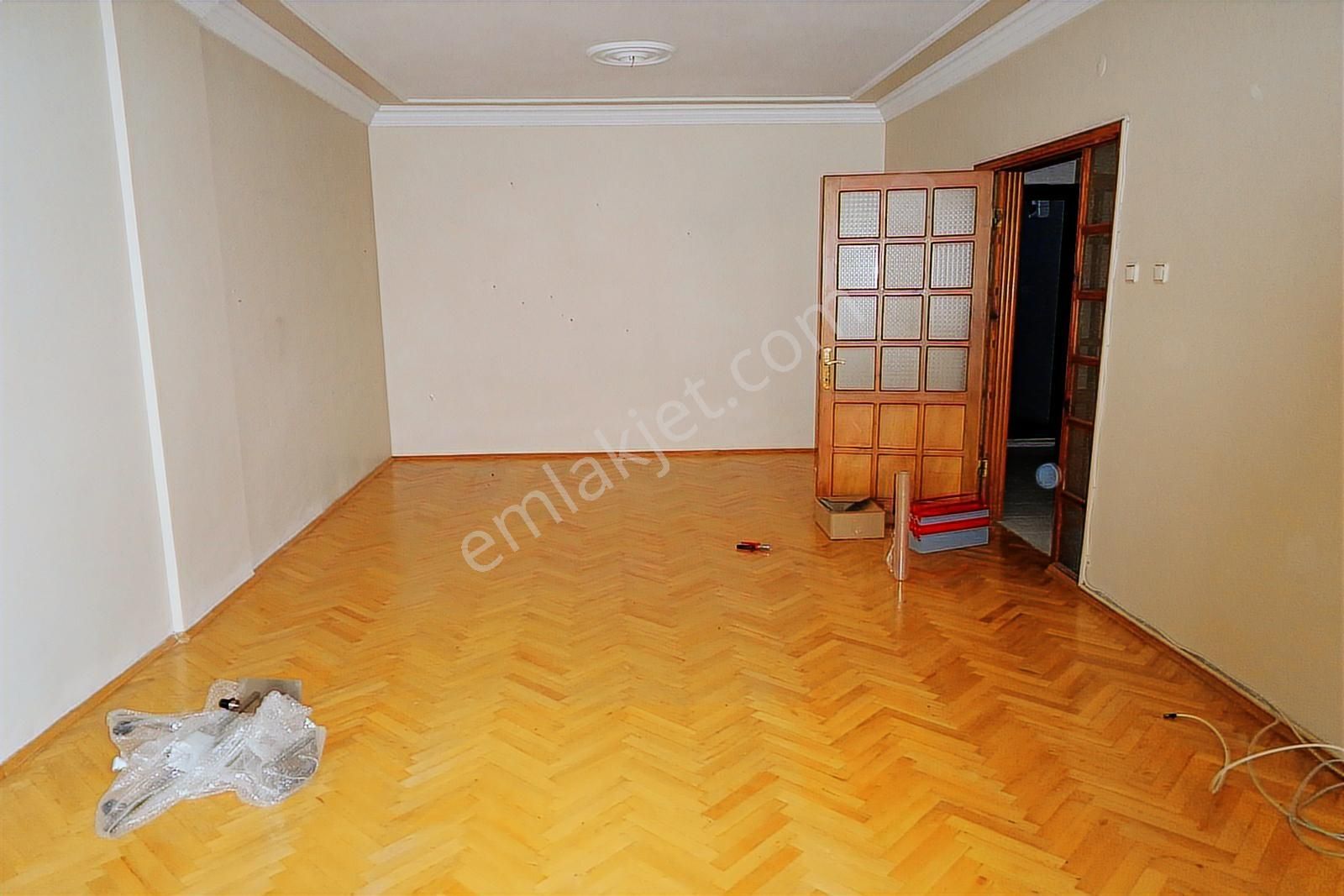 Esen'den Kanuni Caddesinde Site İçi Arakat Kiralık Daire - Görsel 12
