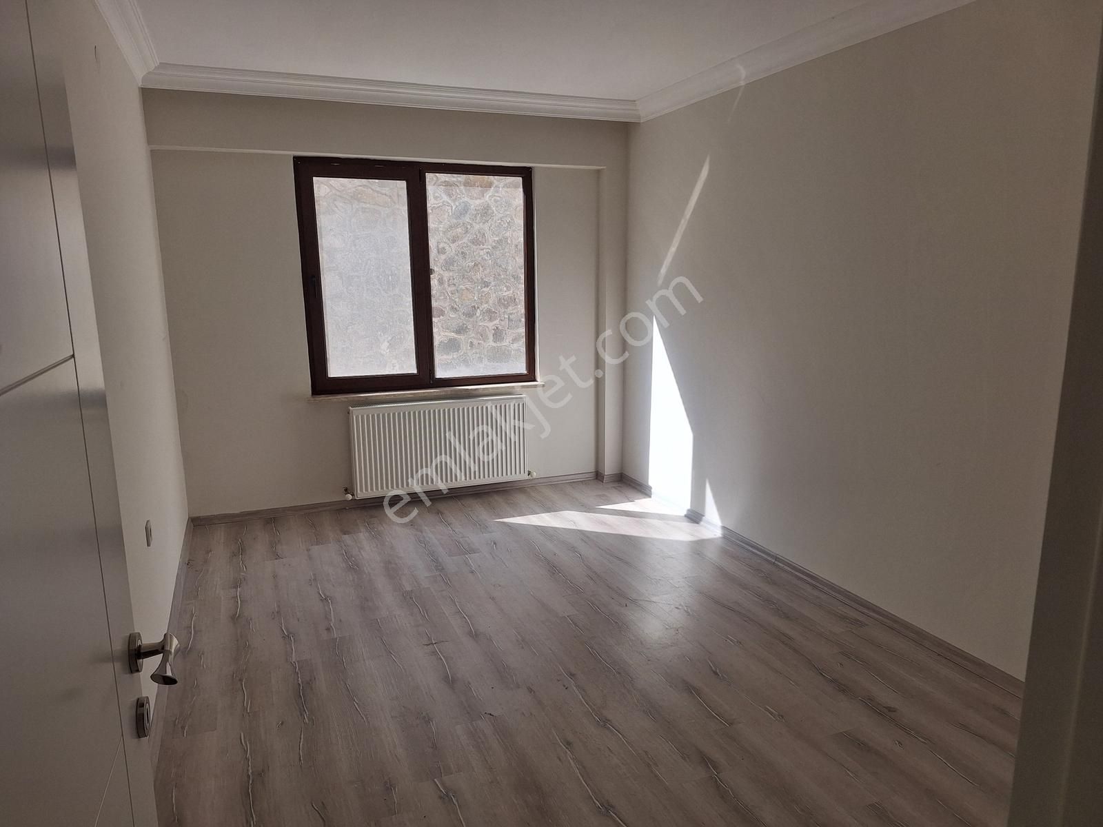 Esen'den Halitğaşa'da Deniz Gören Giriş Kat Daire - Görsel 15