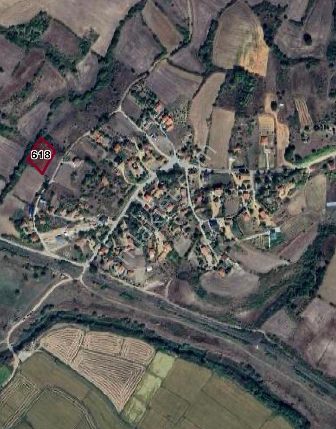 Kırklareli Pehlivanköy Yeşilpınar Köyün İçin De 336m2 Arsa - Görsel 2