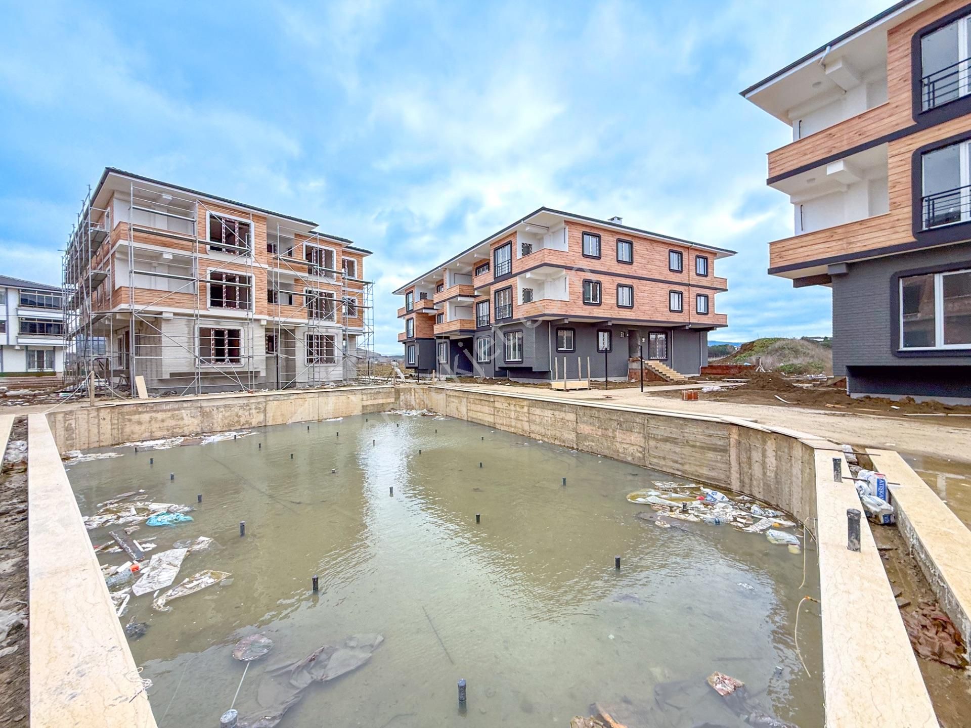 Kumbağ Havuzlu Ova Kent 2 Sitesinde Satılık 2+1 Dubleks Daireler - Görsel 4