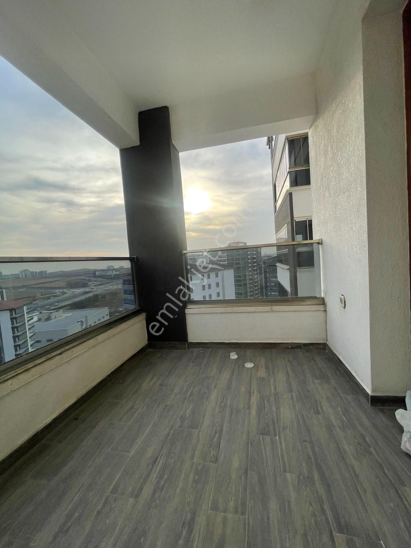 Ufuk Kılıç Emlak'tan 3+1 12.kat Site'de K.otoparklı Güney Cephe Full Yapılı - Görsel 19