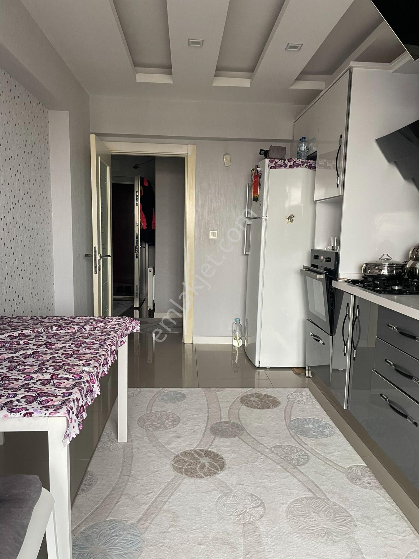 Ufuk Kılıç Emlak'tan 3+1 12.kat Site'de K.otoparklı Güney Cephe Full Yapılı - Görsel 3